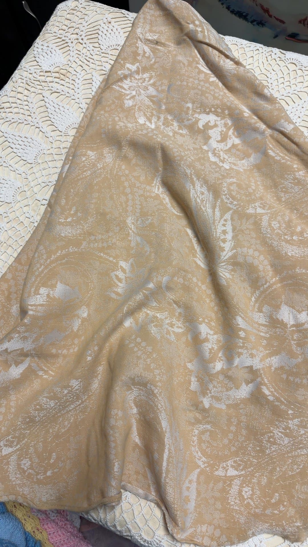 Threshold Paisley Damask Tablecloth-Round