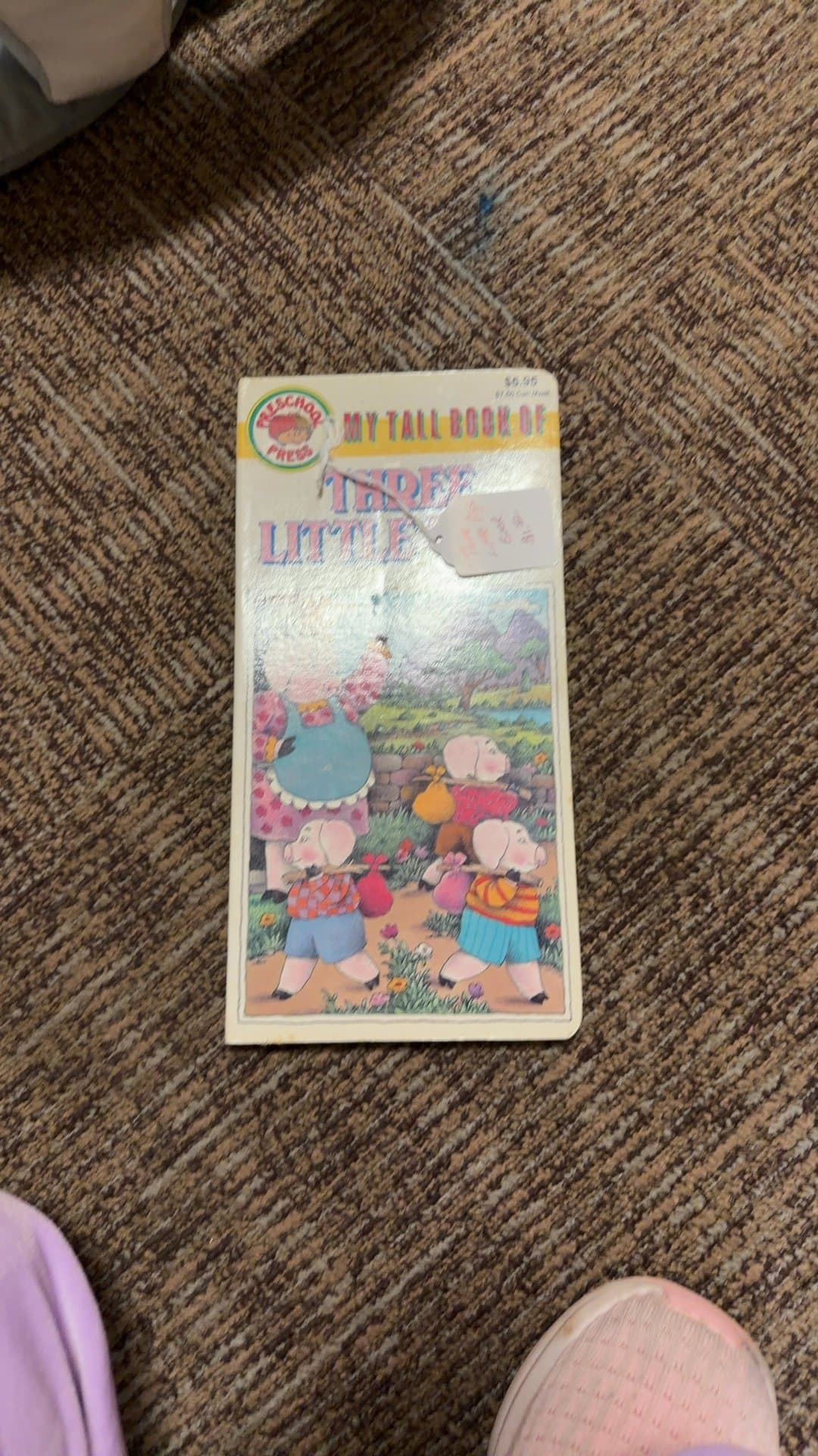 My Tall Book of Three Little Pigs - Image 1