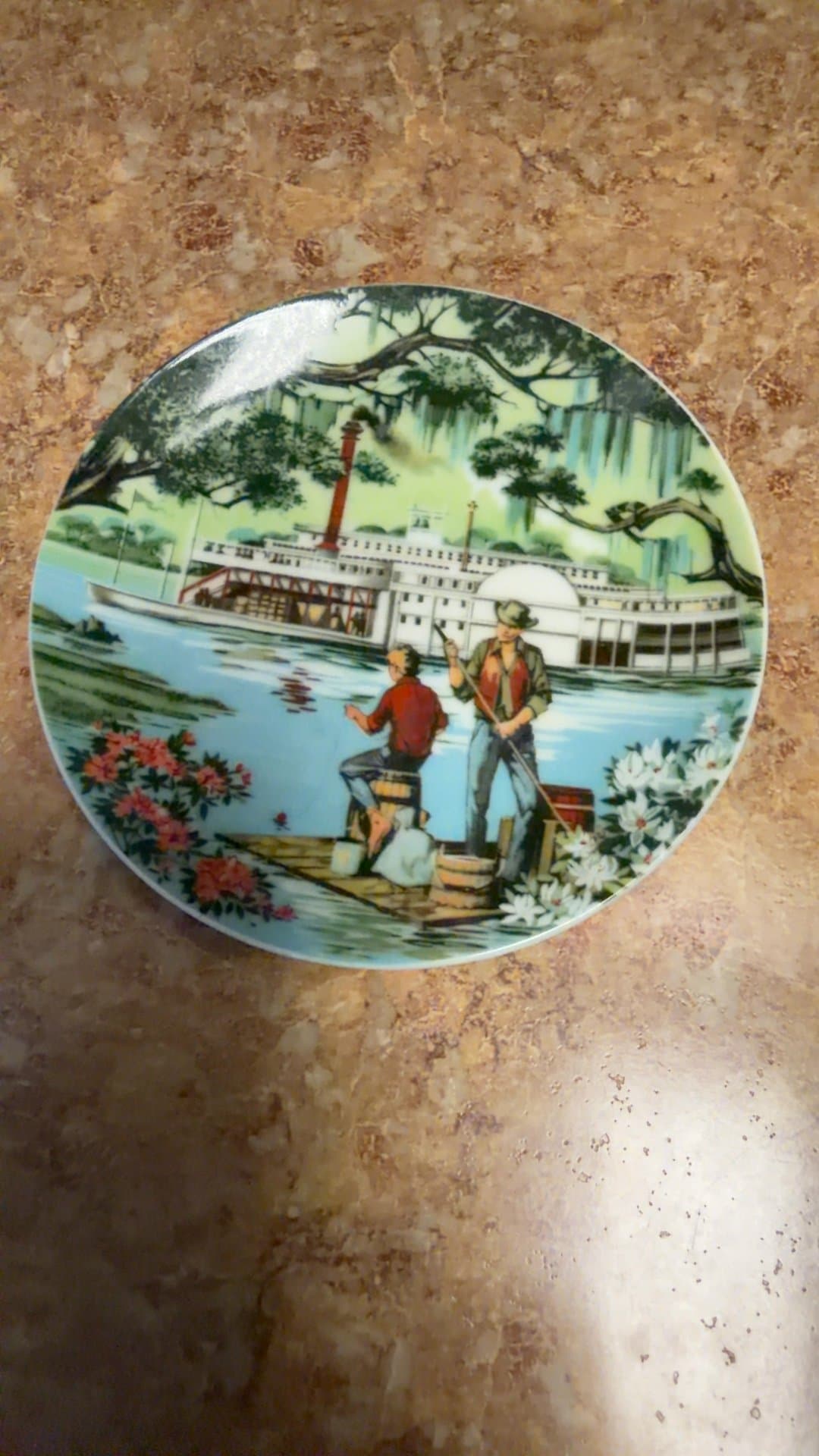 Avon American Portraits Plate Collection 'The South' 1985 - Image 1