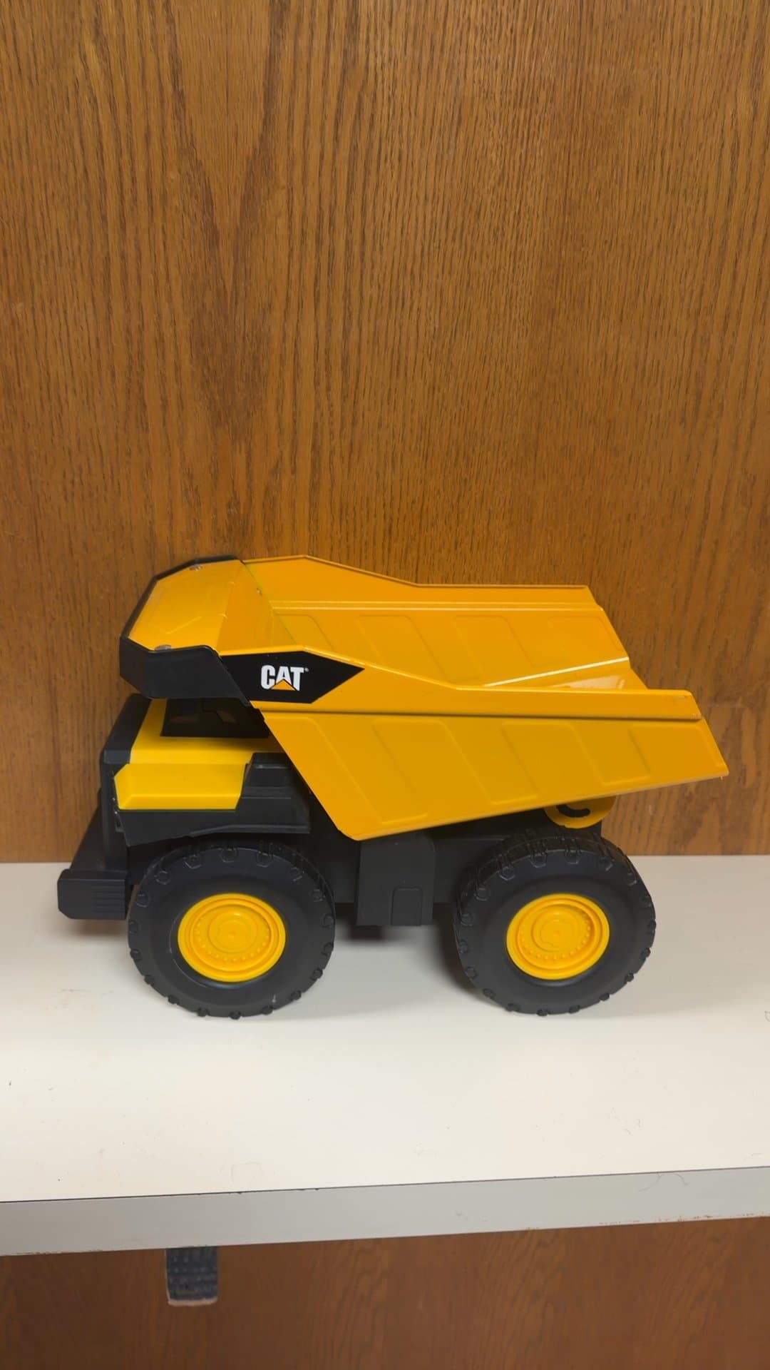 CAT Steel Dump Truck Toy Vehicle - Image 1