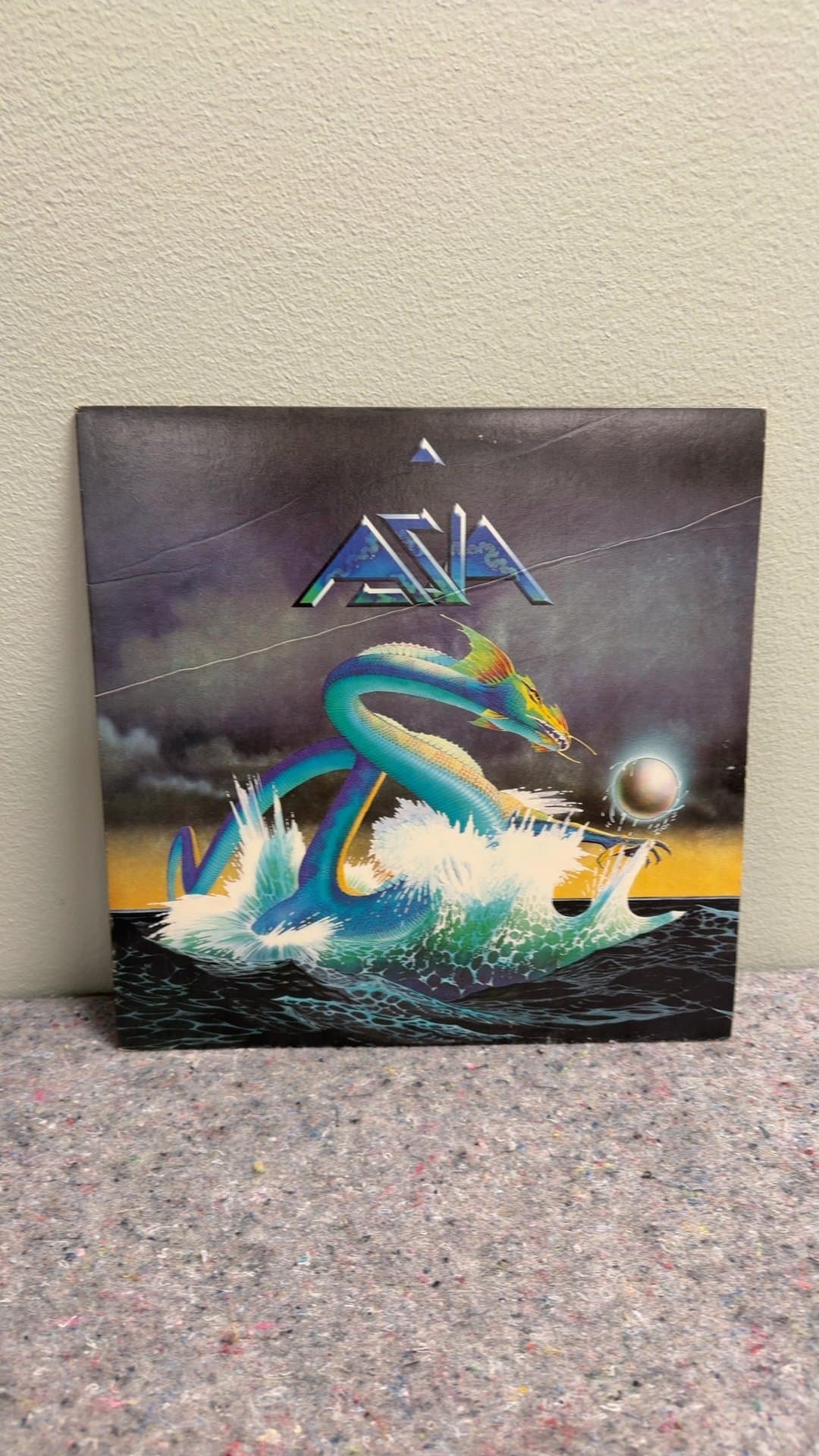 Asia - Heat of the Moment Vinyl Record - Image 1