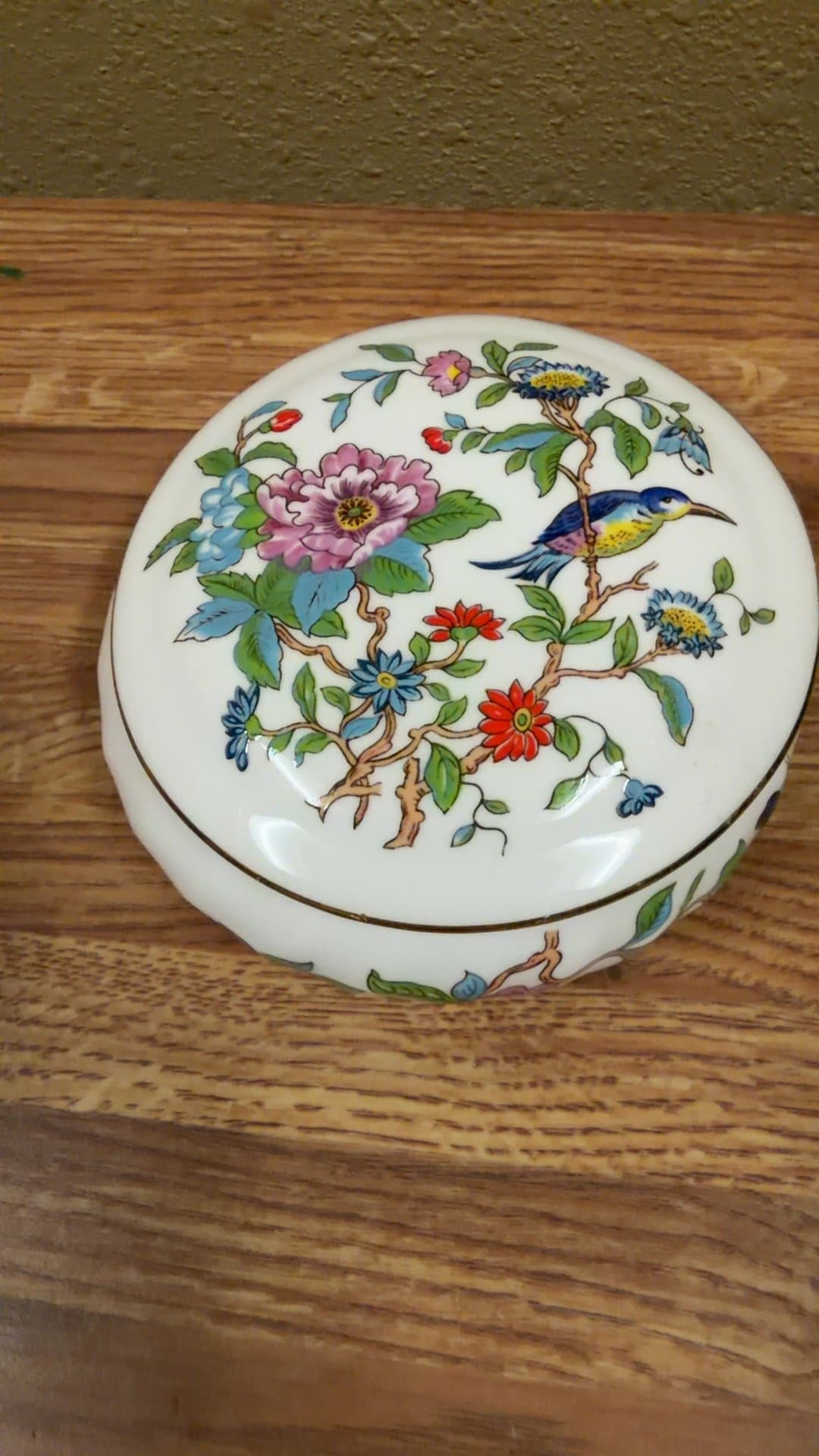 Aynsley Pembroke Bone China Trinket Box - Image 1