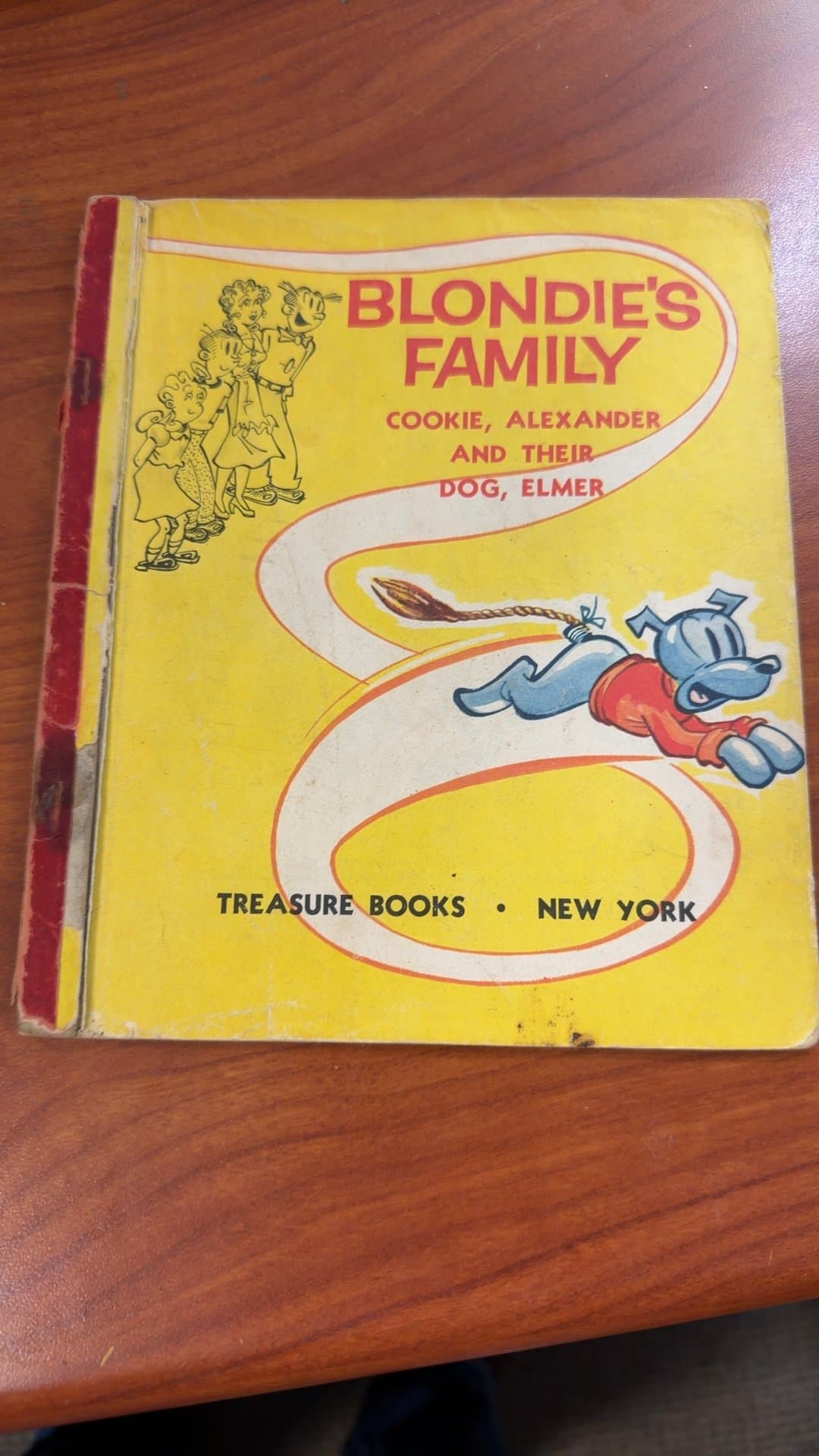 Blondie's Family: Cookie, Alexander and Their Dog, Elmer