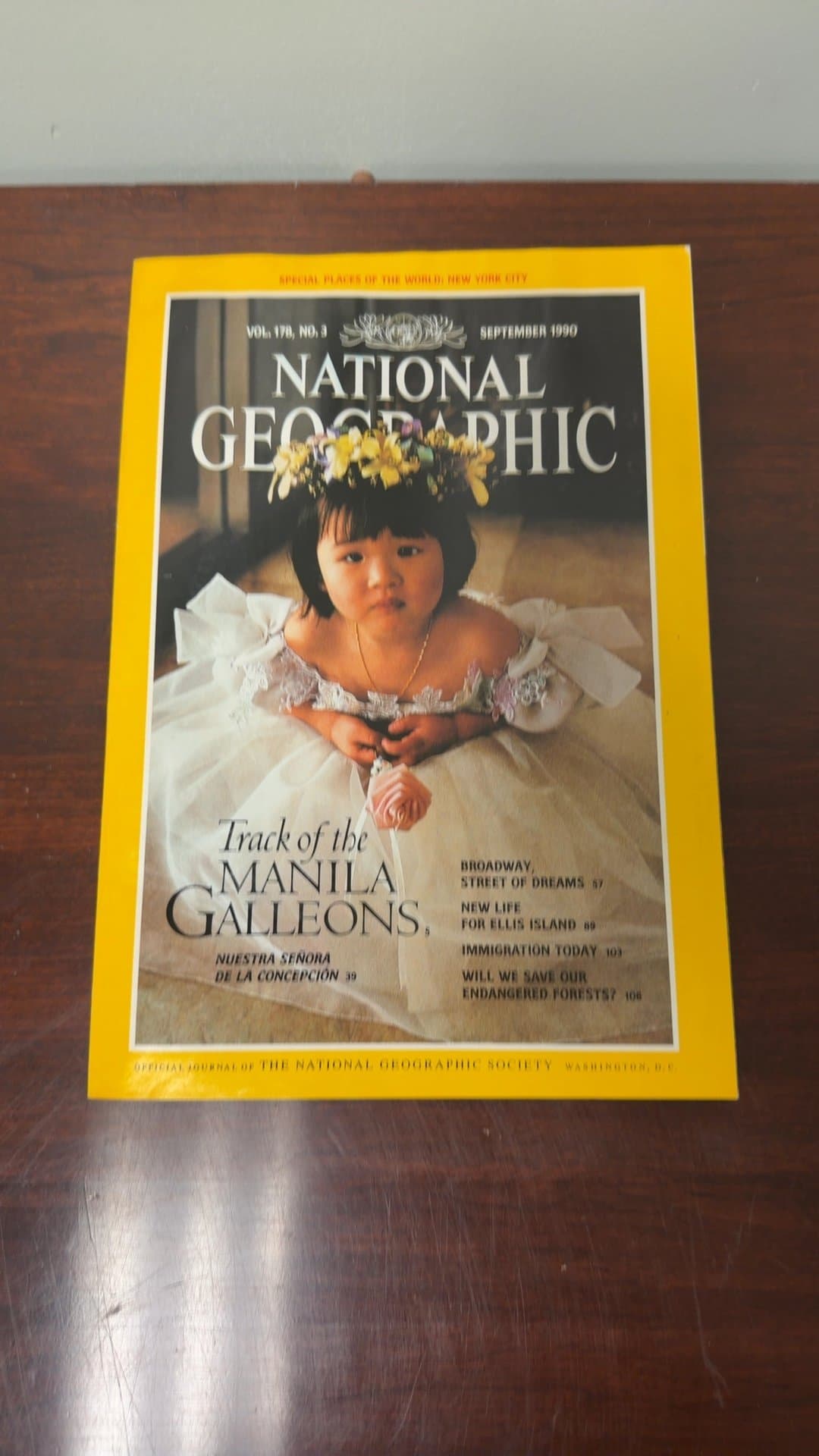 National Geographic Magazine September 1990 - Image 1