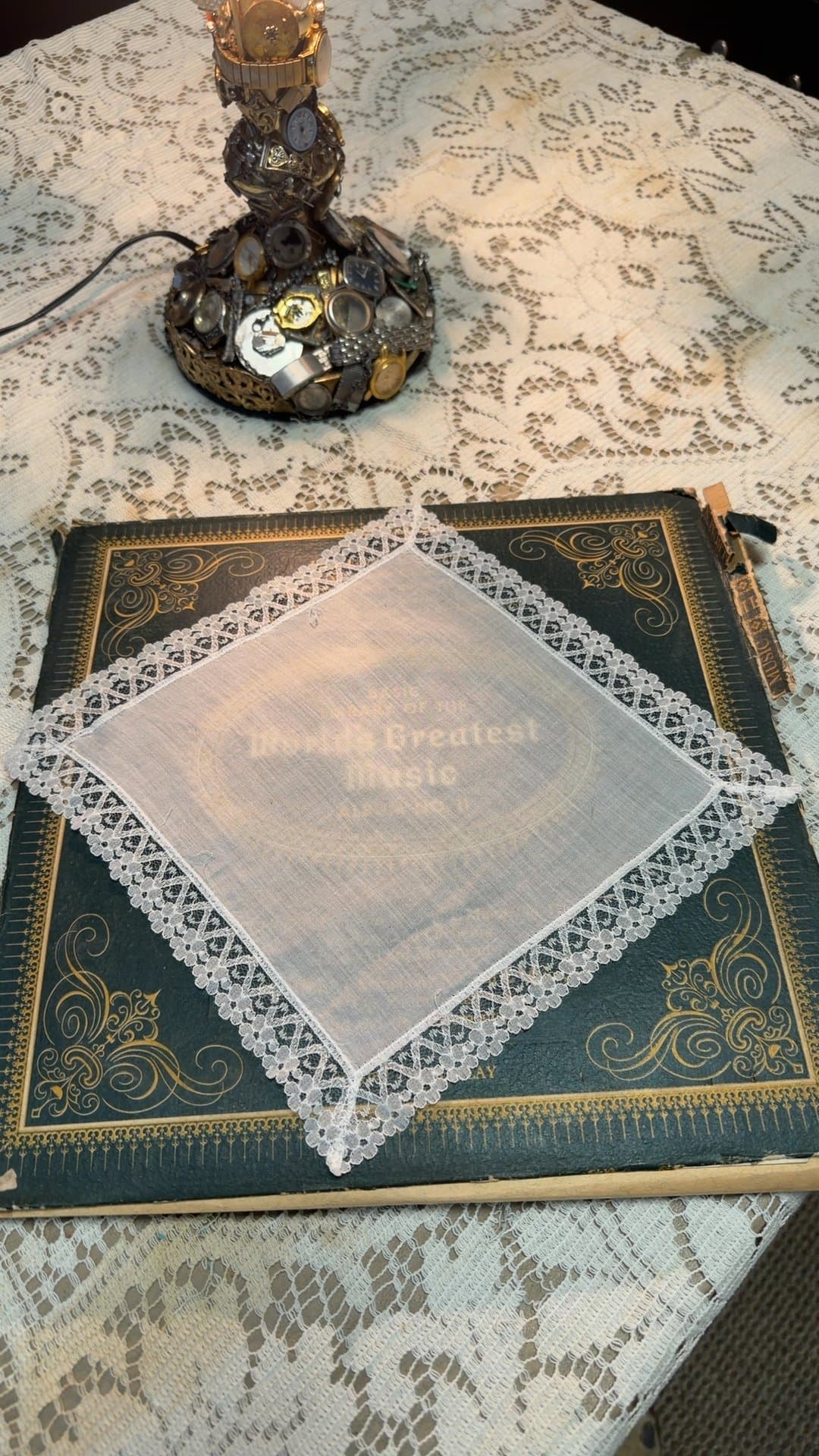 Vintage Lace handkerchief - Image 1