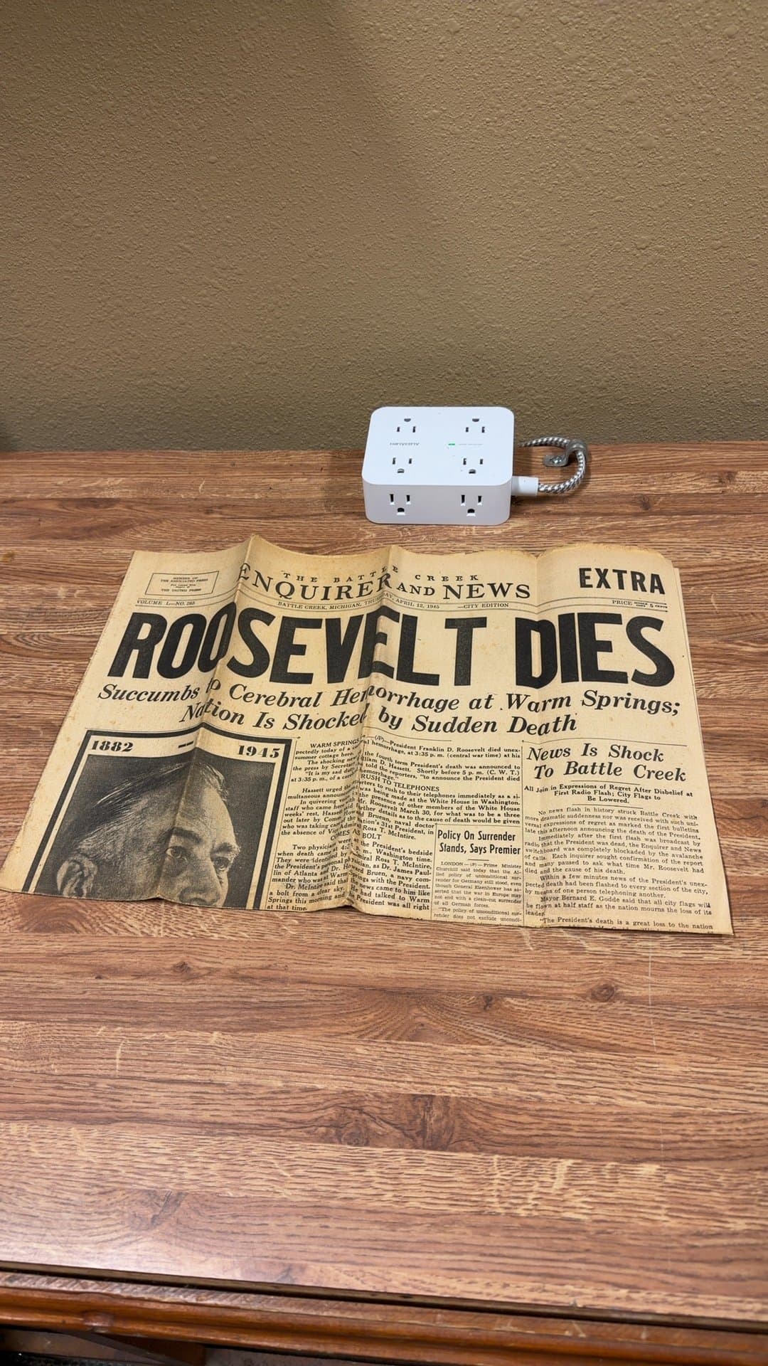 1945 Battle Creek Enquirer and News - Roosevelt Dies Headline - Image 1