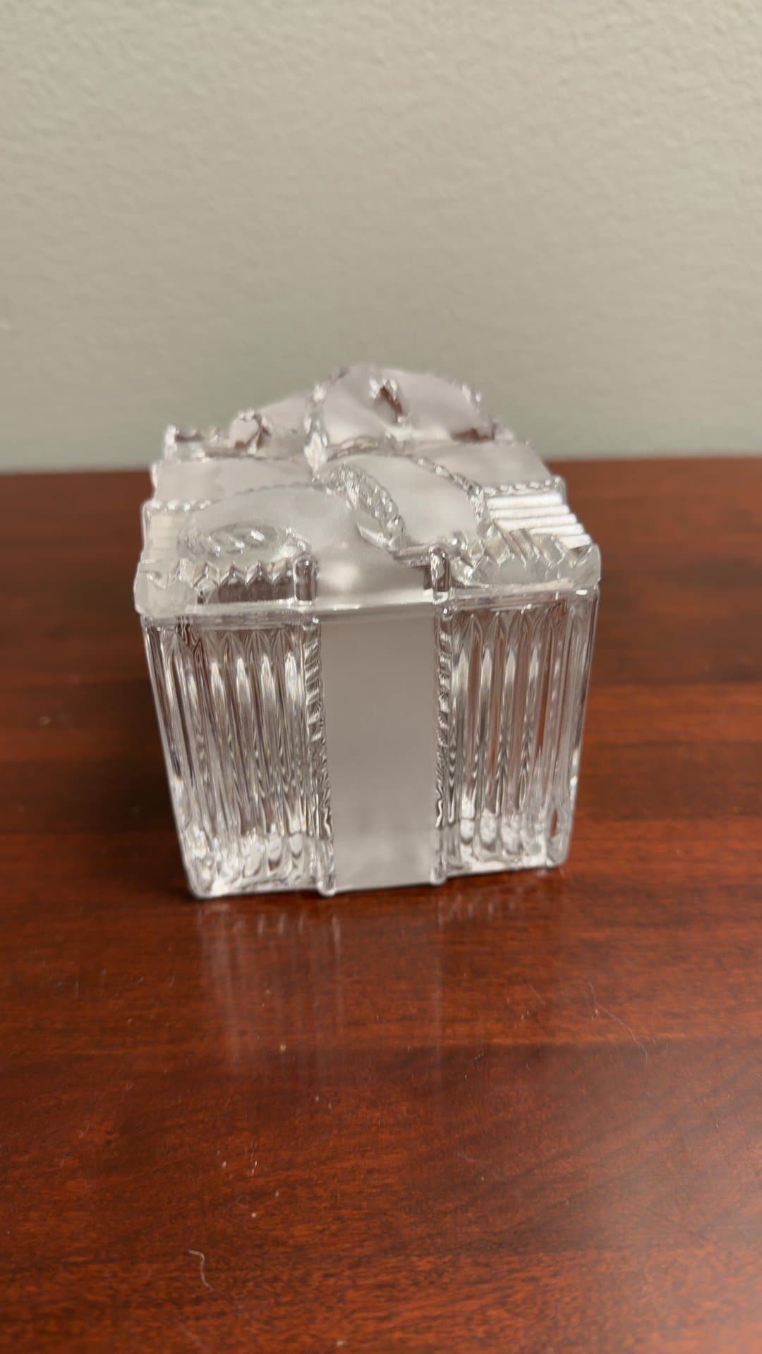 Vintage Glass Trinket Box - Image 1