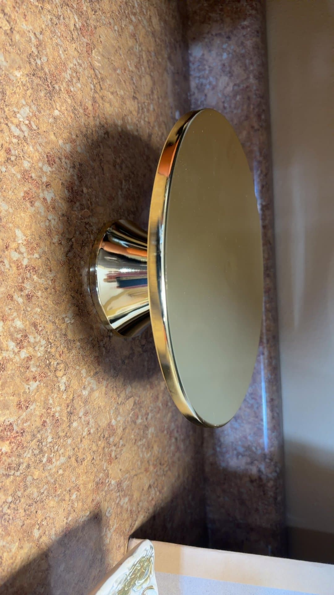 Gold Cake Stand - Image 1