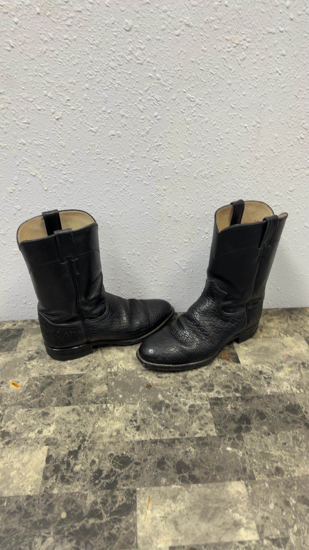 Vintage Justin Black Leather Cowboy Boots Style 3187 Size 8 EE - Image 1