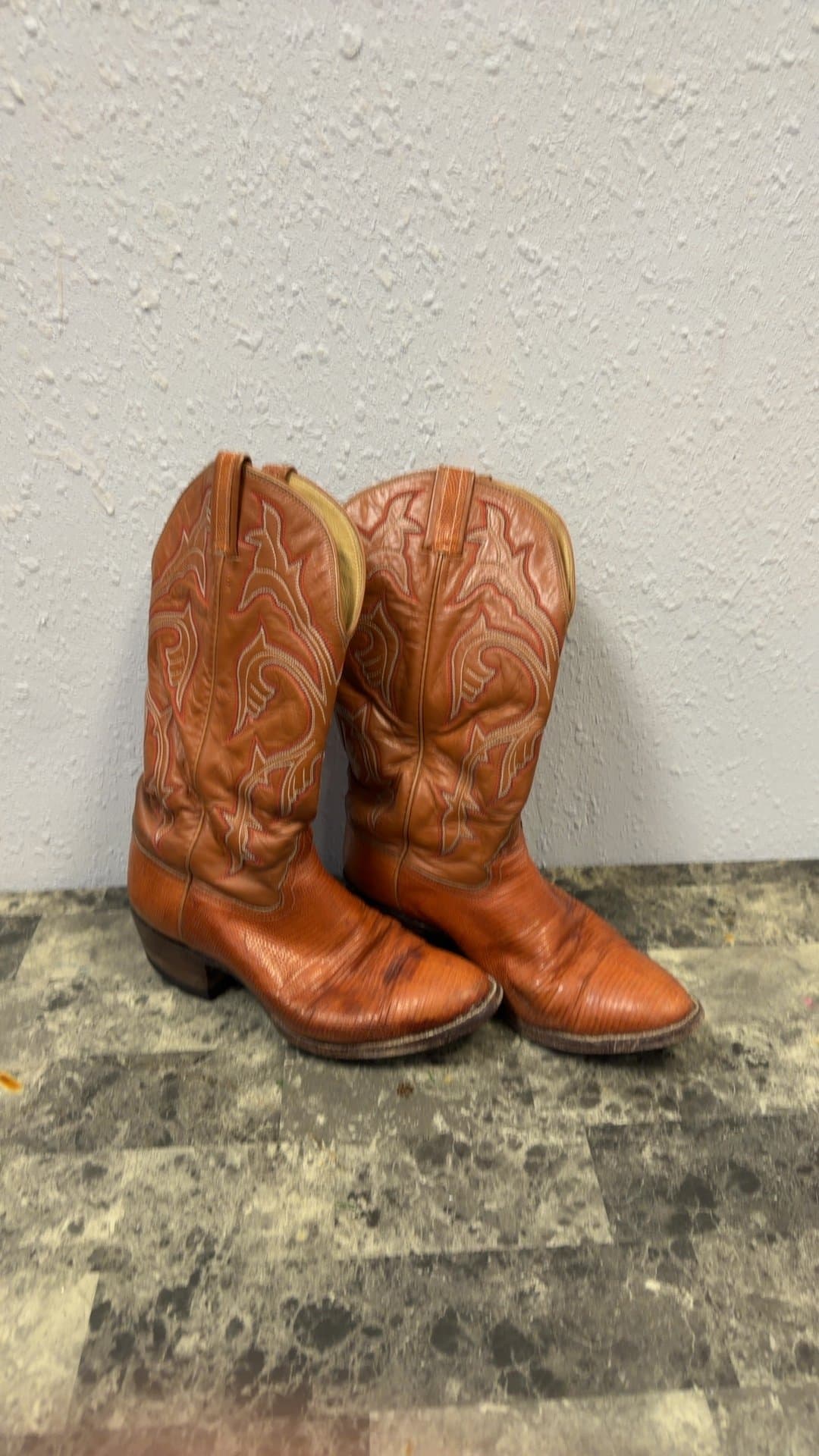 Vintage Hondo Boots Cognac Leather Cowboy Boots Size 8 D Style 7895 - Image 1