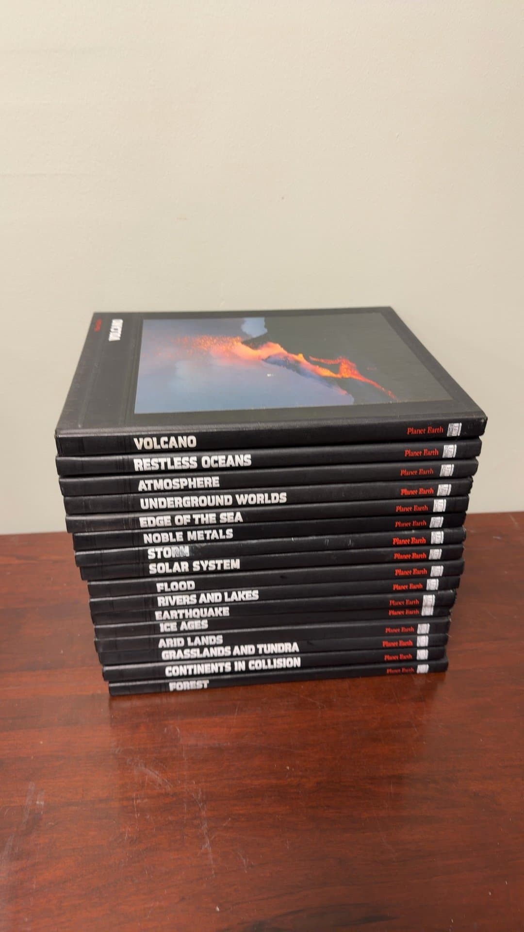 Planet Earth Book Series - Image 1