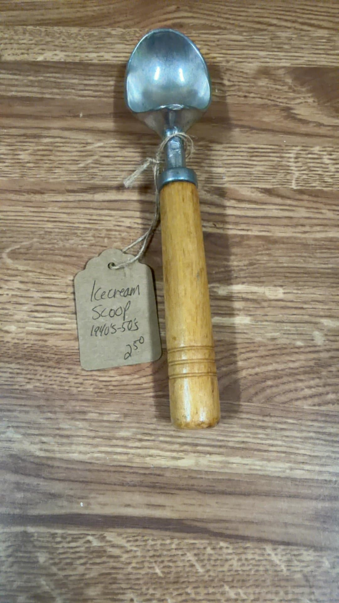 Vintage Ice Cream Scoop - Image 1