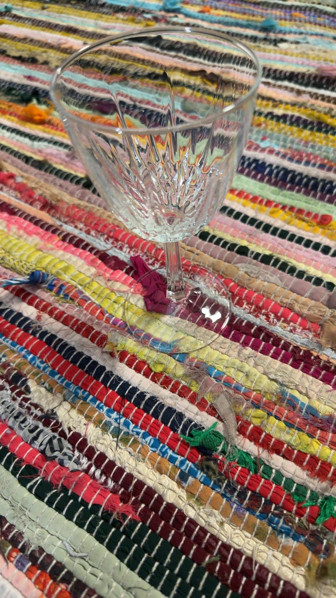 Cristal D'Arques "Diamant" pattern claret wine glass - Image 1