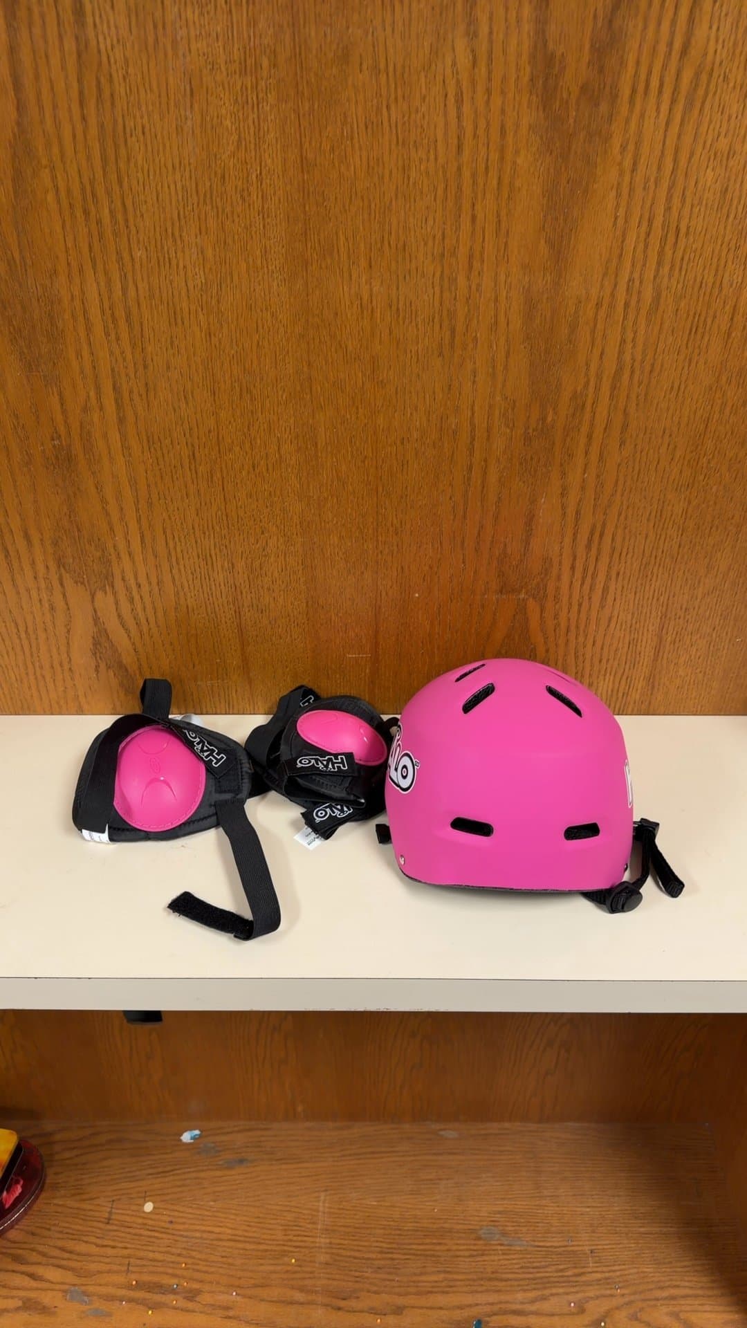 Halo Pink Children's Helmet and Protective Pad Set - Image 1