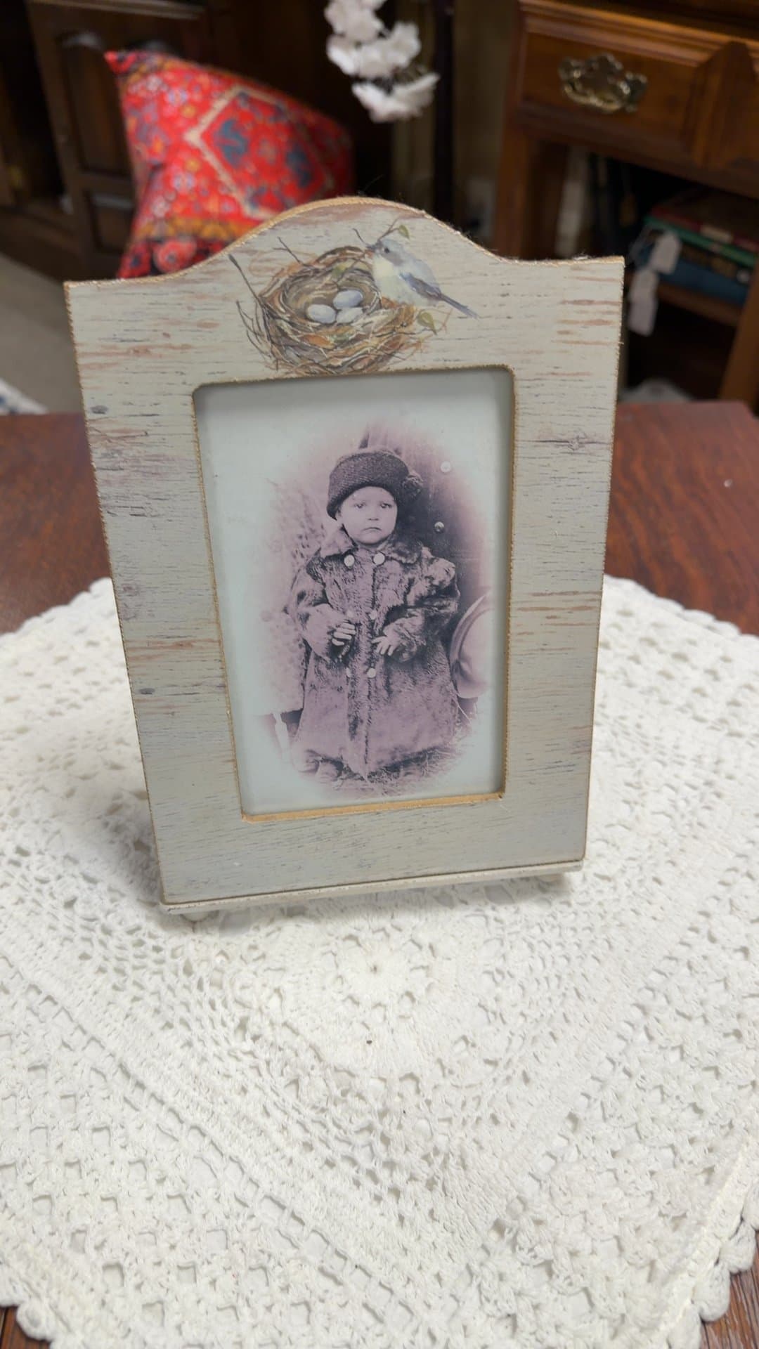 Vintage Bird Nest Photo Frame - Image 1