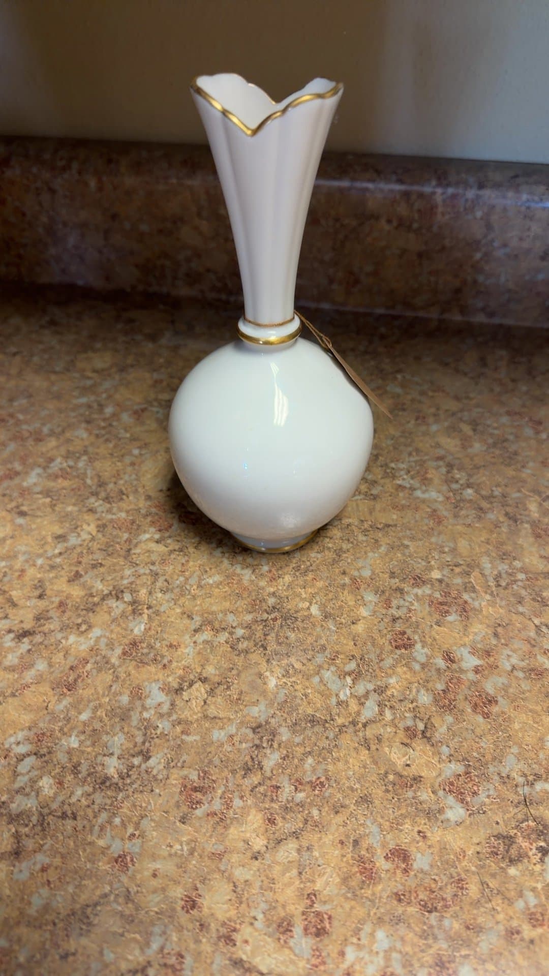 Lenox Ivory Porcelain Bulbous Bud Vase in 24K gold trim numbered 27/86 - Image 1