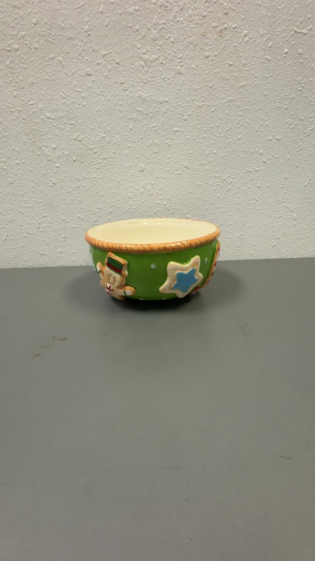 Christmas Gingerbread Ceramic Serving Bowl - Image 1