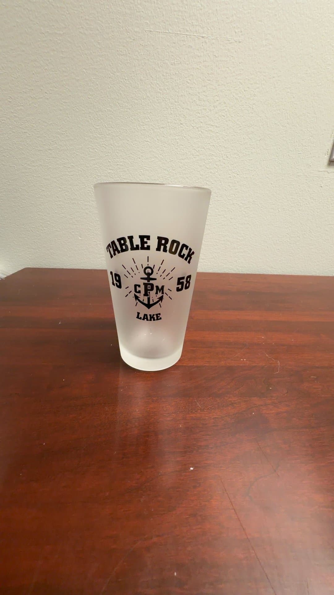 Table Rock Lake Frosted Pint Glass - Image 1