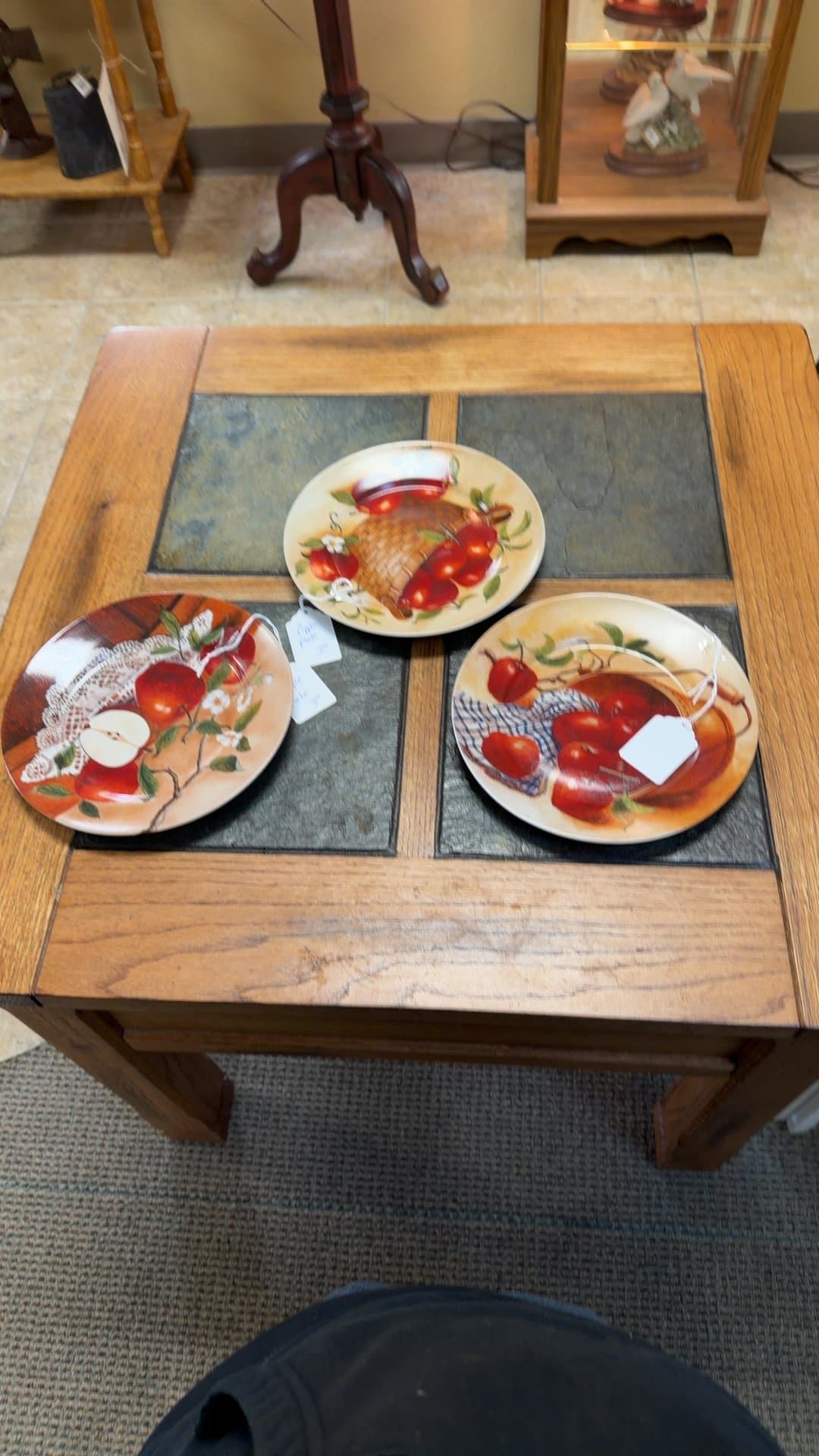 Decorative Apple Plates Set - Image 1