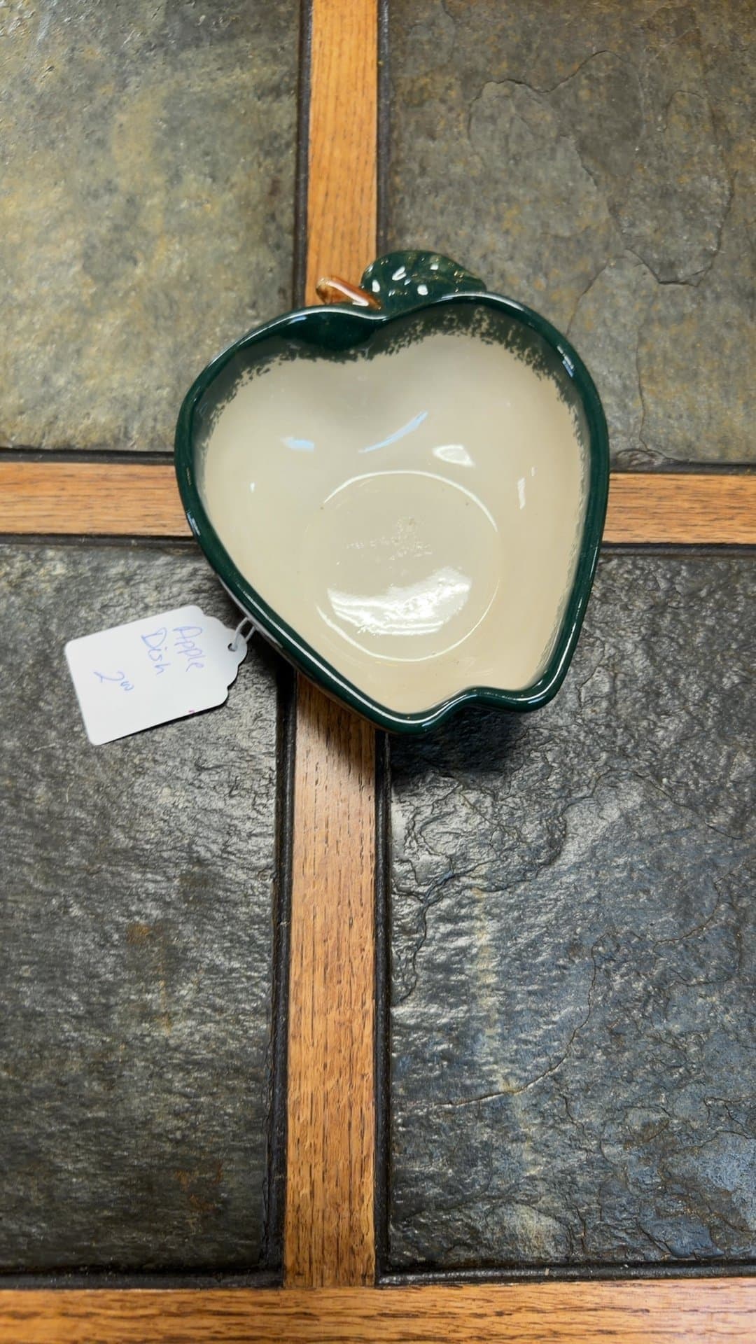 Ceramic Apple-Shaped Dish - Image 1