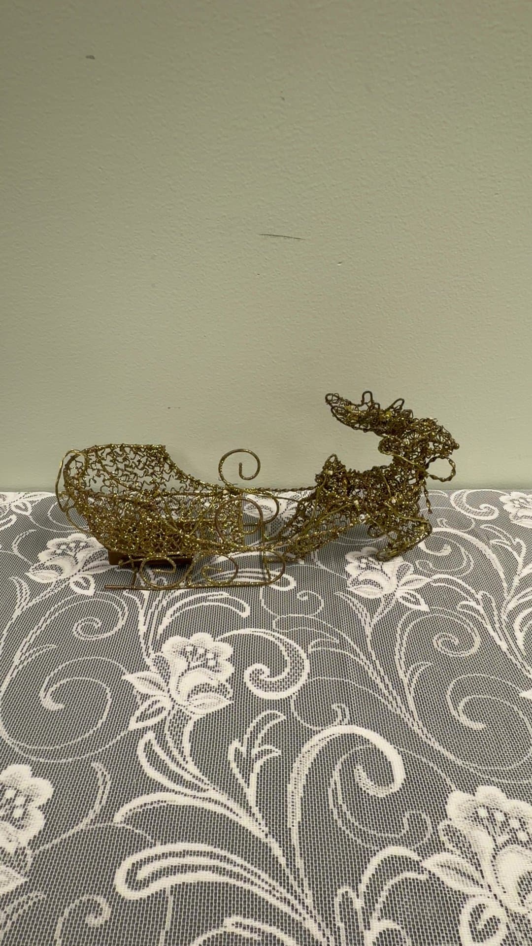 Gold Glitter Wire Mesh Reindeer and Sleigh Tabletop Decoration - Image 1