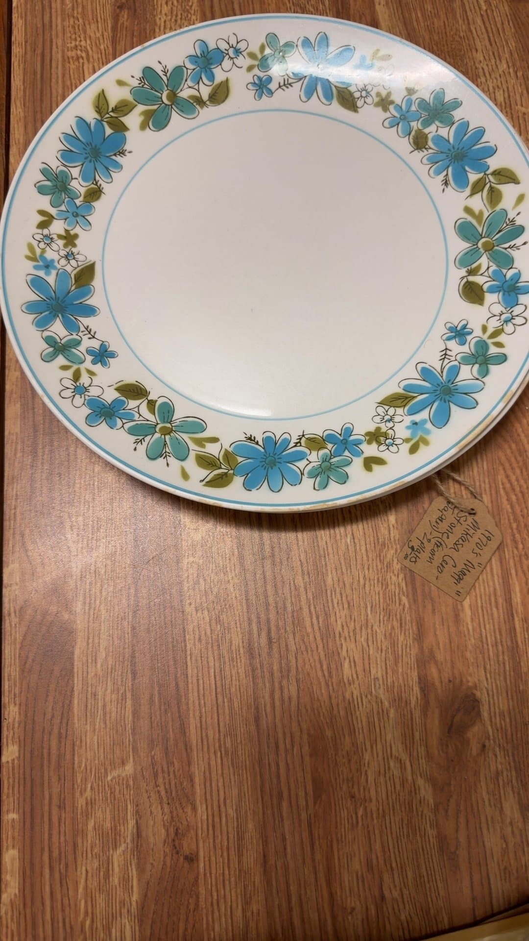 1970s Mikasa Cera-Stone 'Maggi' Plate - Image 1