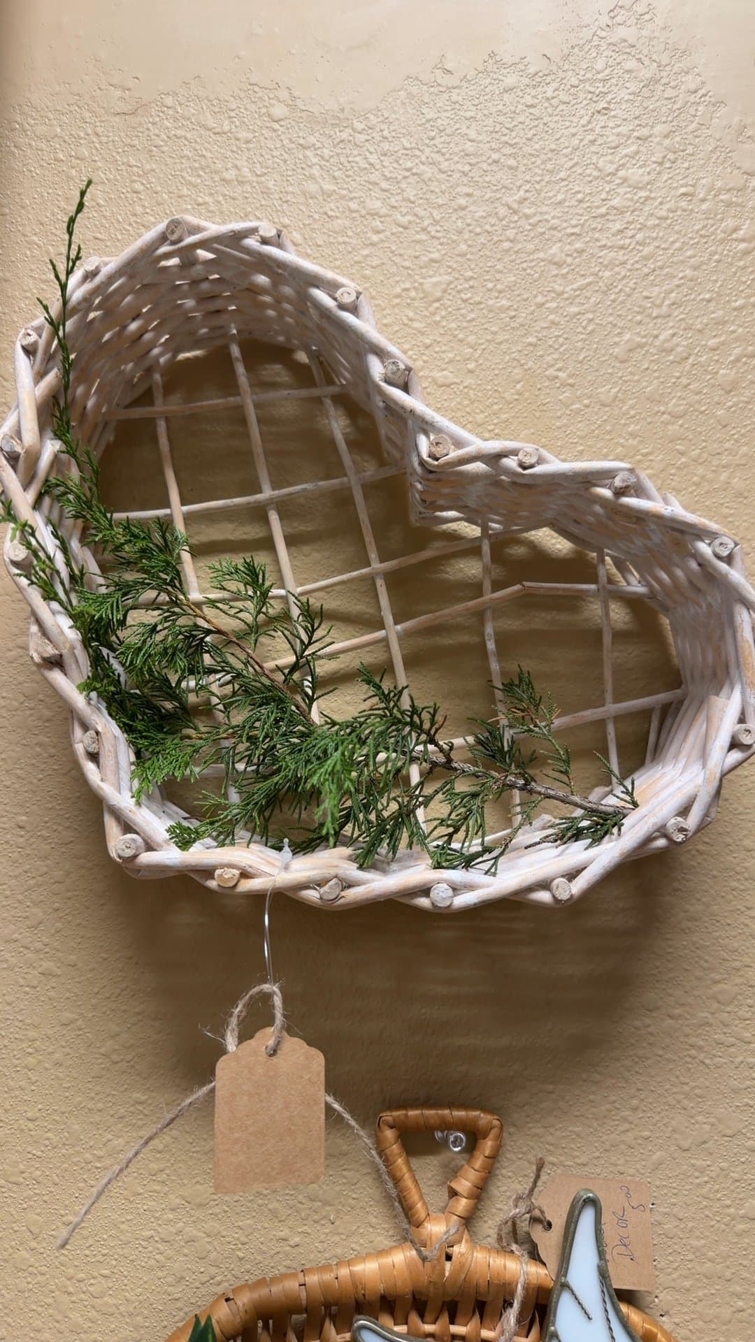 Heart-Shaped Wicker Wall Decor - Image 1