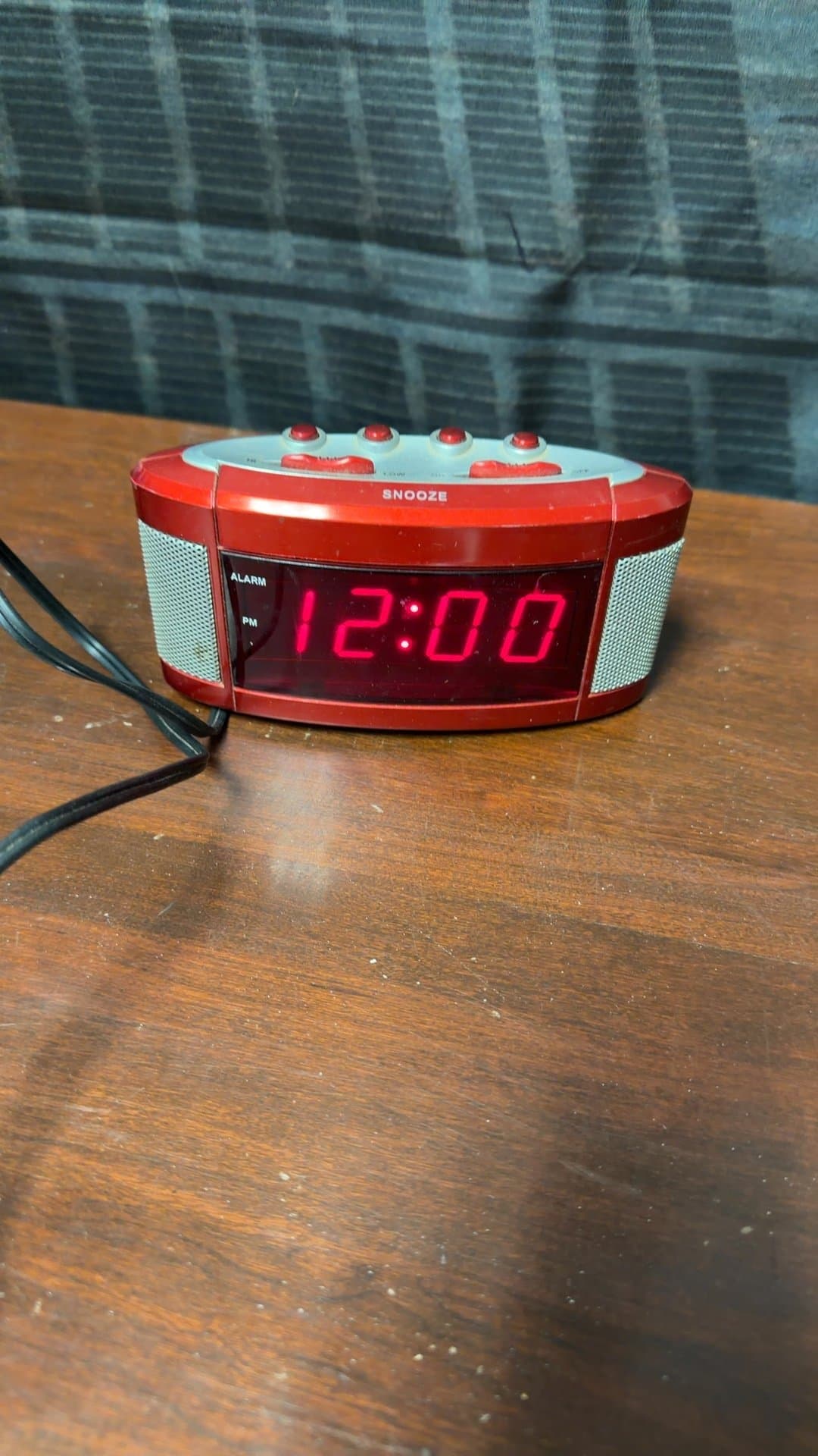 Red Digital Alarm Clock - Image 1