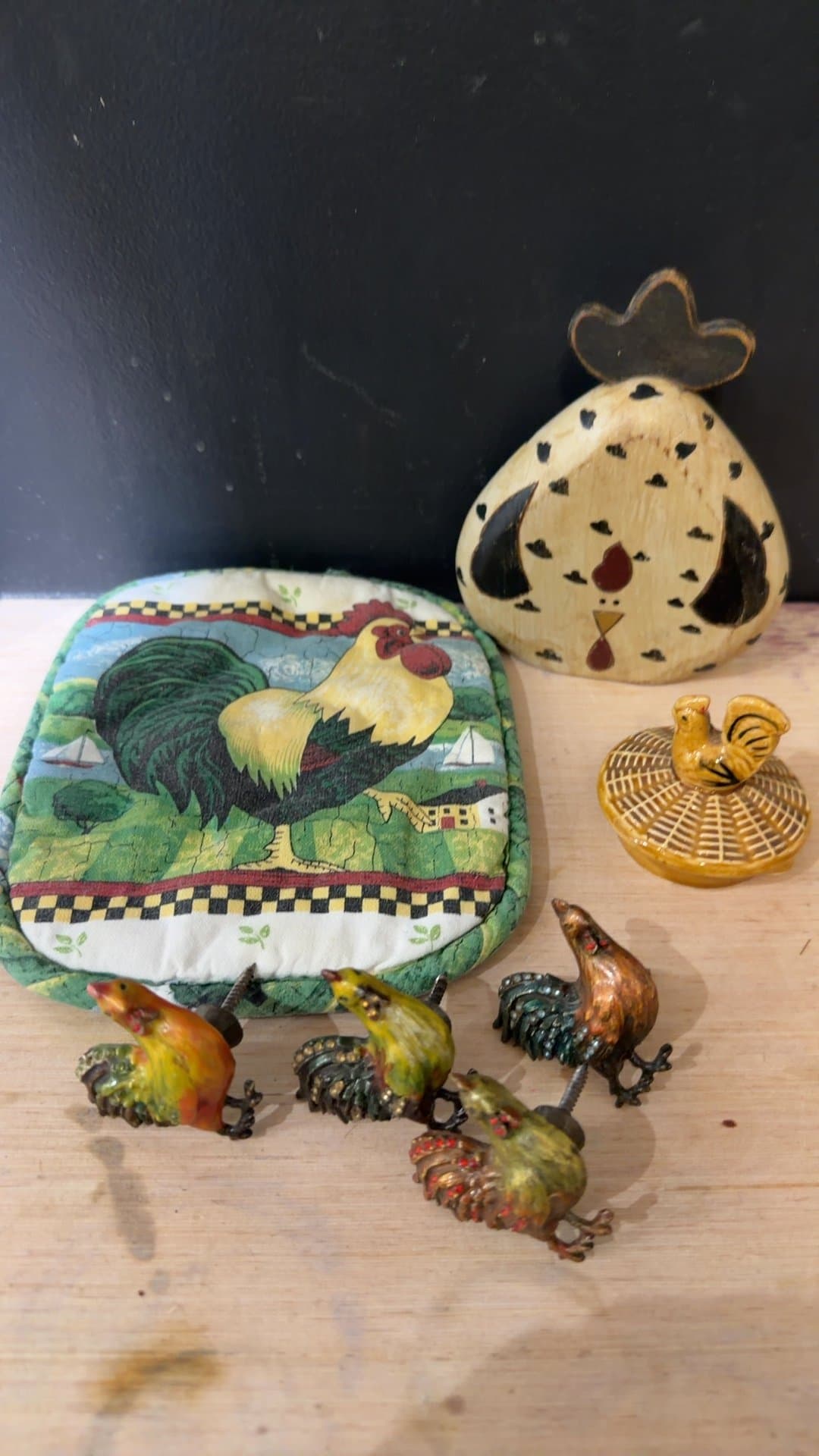 Rooster Kitchen Decor Lot with Cabinet Knobs, Potholder, and Figurine - Image 1