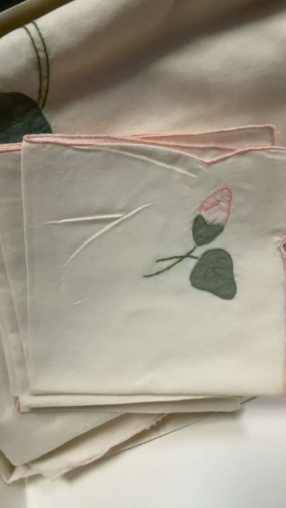 Vintage Embroidered Floral Tablecloth with Napkins Set - Image 1