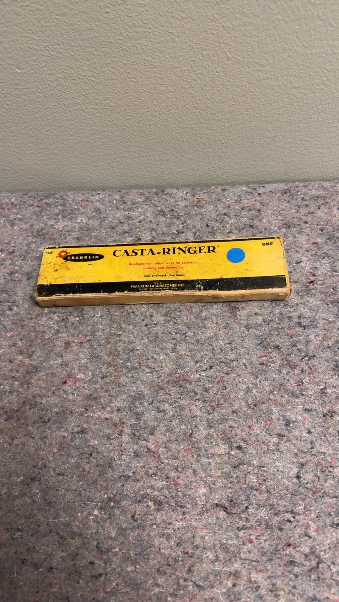 Franklin Casta-Ringer Applicator - Image 1