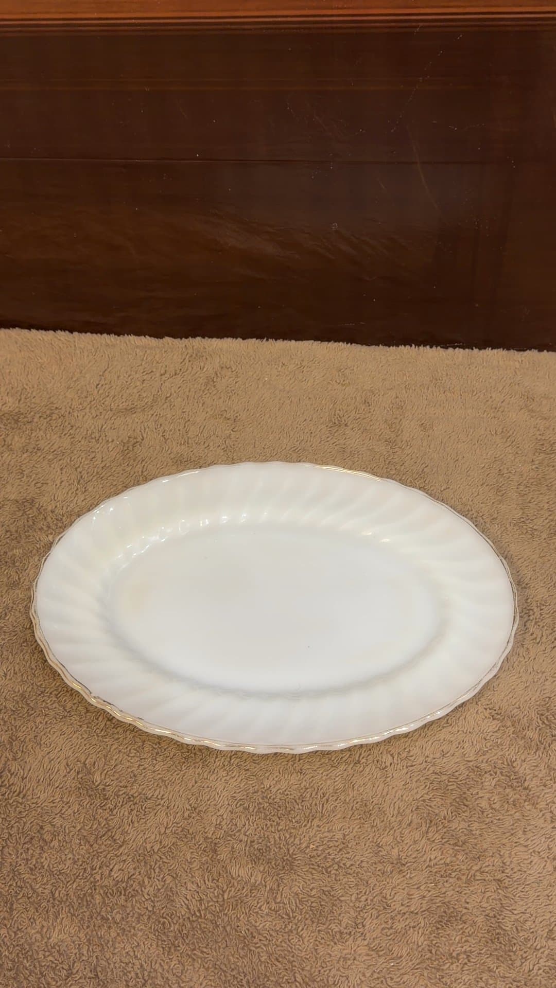 Vintage Anchor Hocking Fire-King White Milk Glass Swirl Oval Platter - Image 1