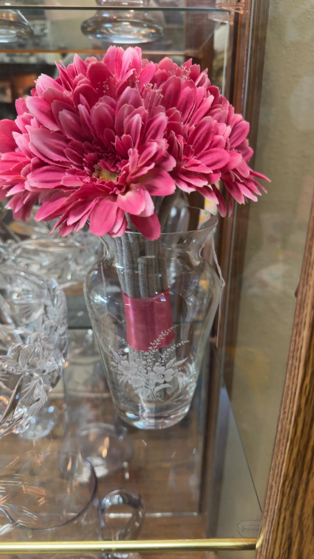 Vintage Avon Floral Bouquet Crystal Vase - Image 1