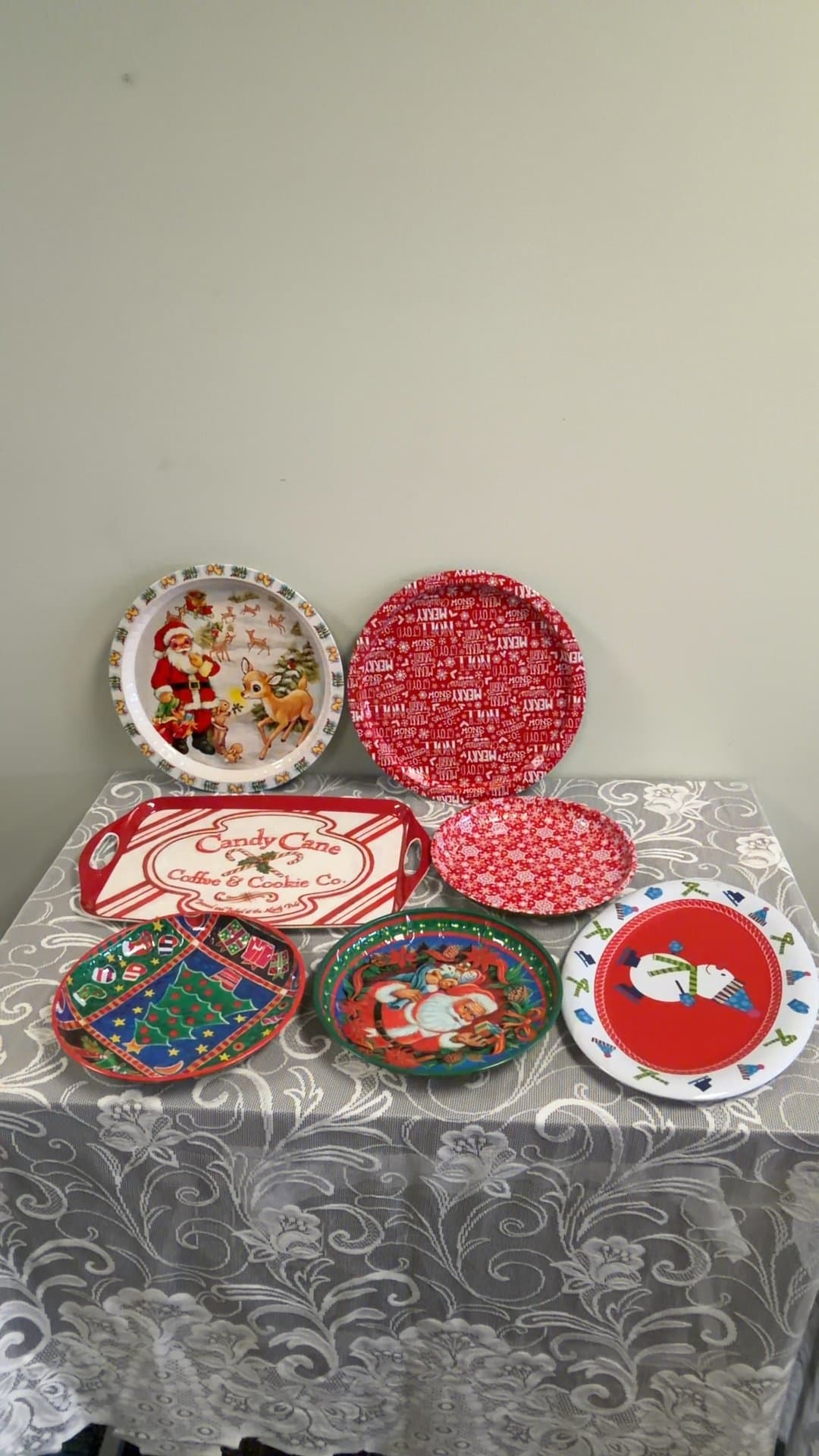 Assorted Christmas Serving Trays Set of 7 - Image 1