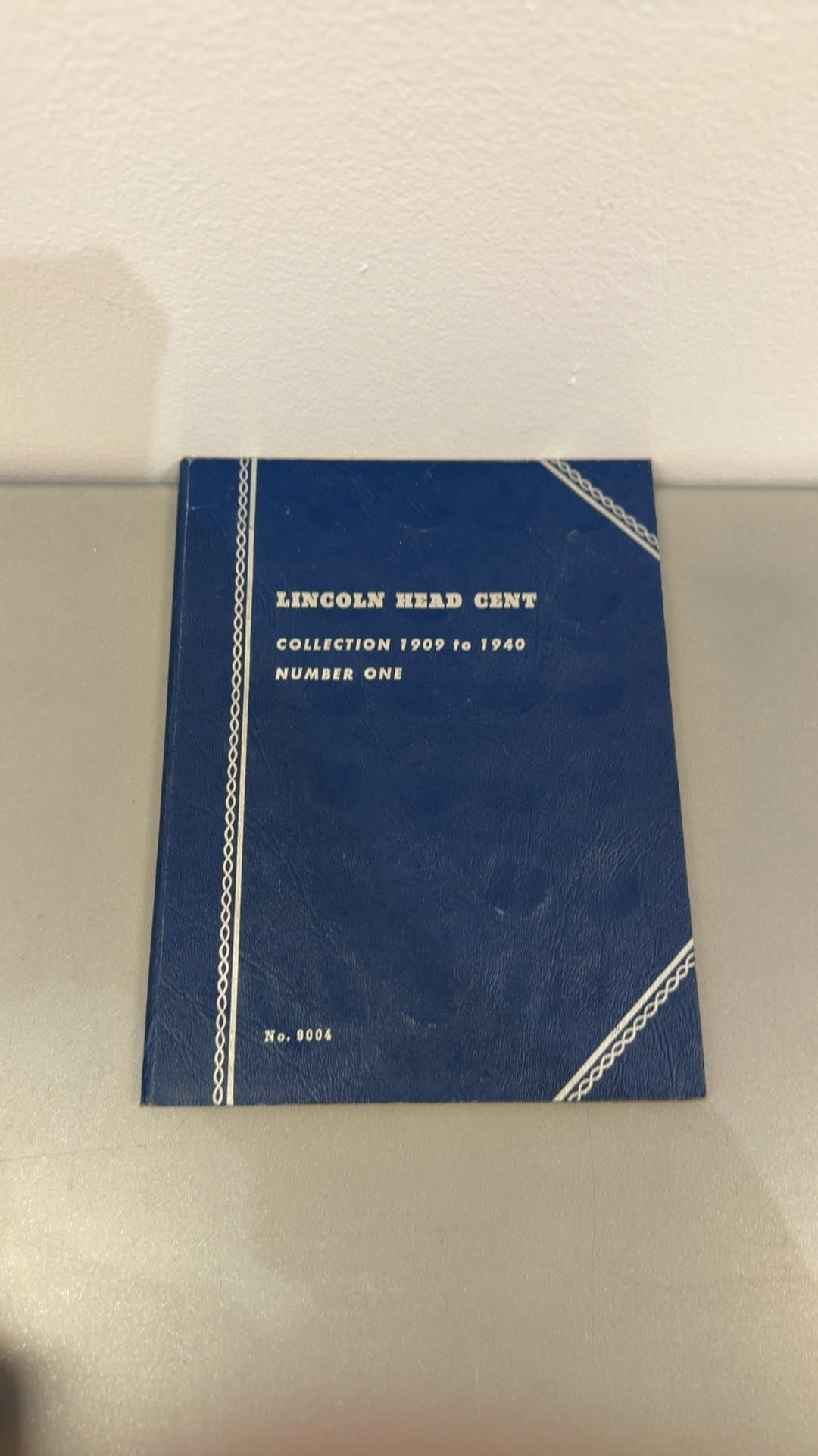 Whitman Lincoln Head Cent Collection 1909 to 1940 Coin Folder No. 9004 - Image 1