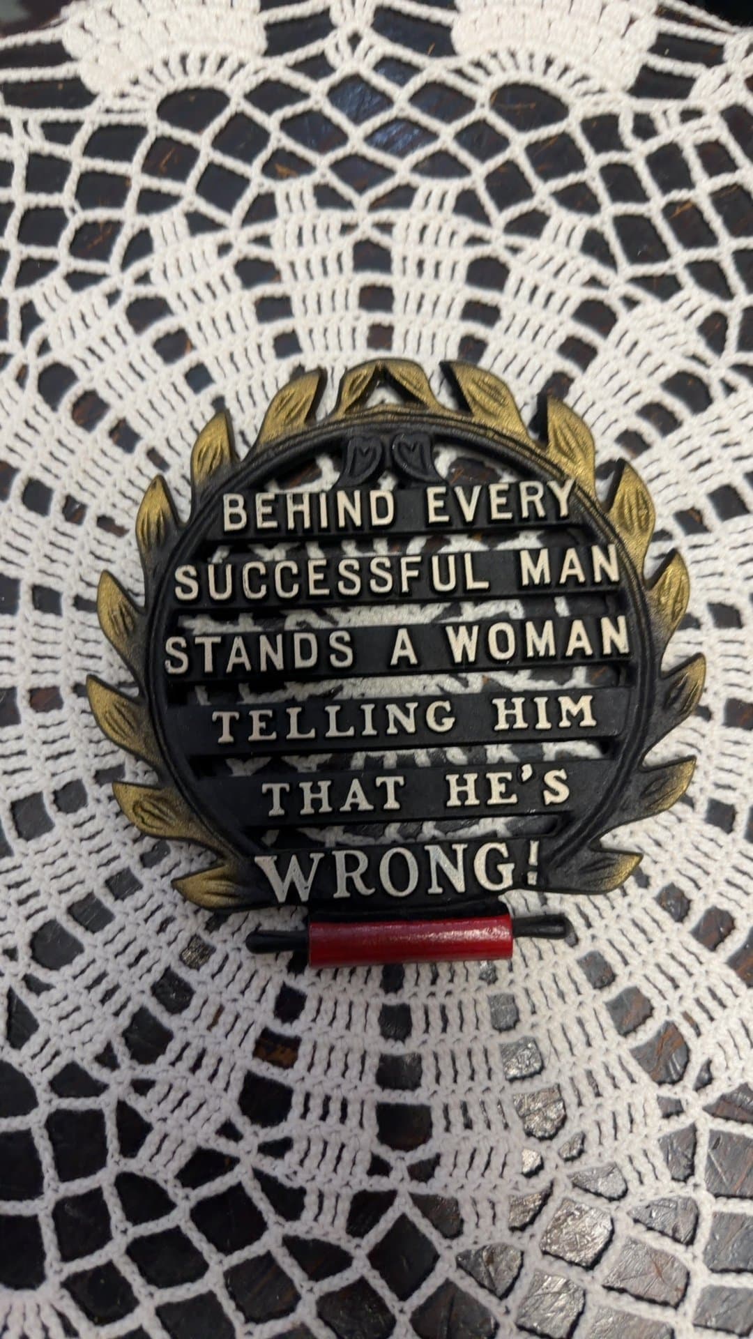 Vintage Cast Metal Novelty Trivet Plaque - Image 1