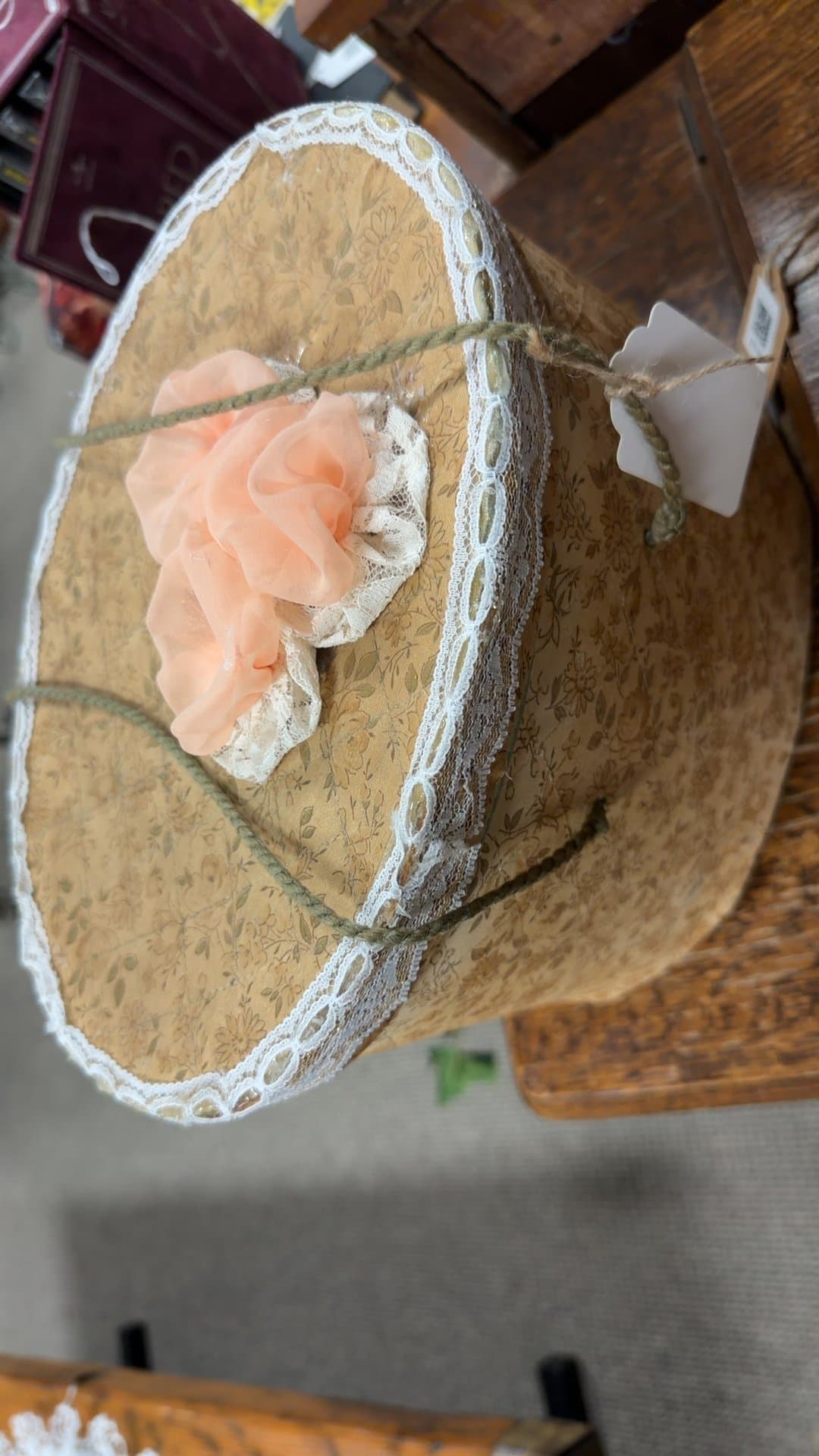 Vintage Floral Hat Box - Image 1