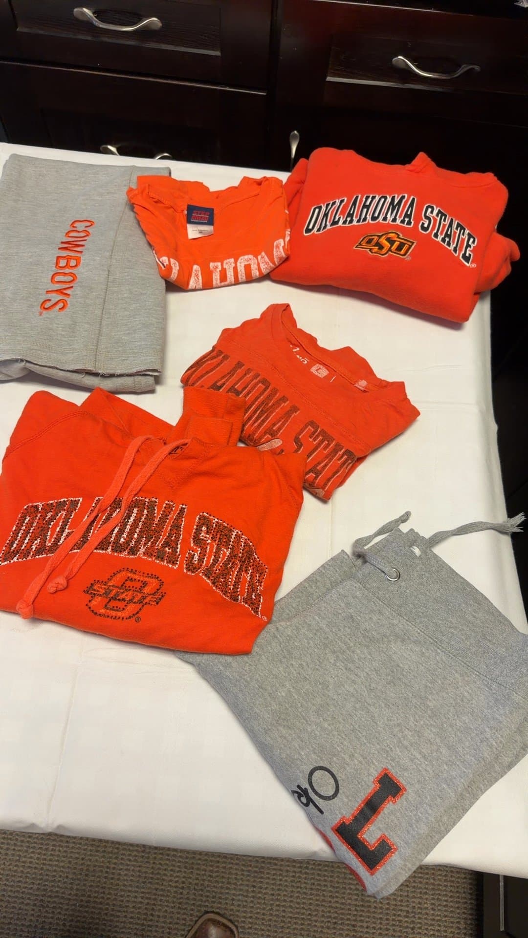 Oklahoma State Cowboys Apparel-Girls sweatshirt size 6-7, assorted women's small-medium - Image 1