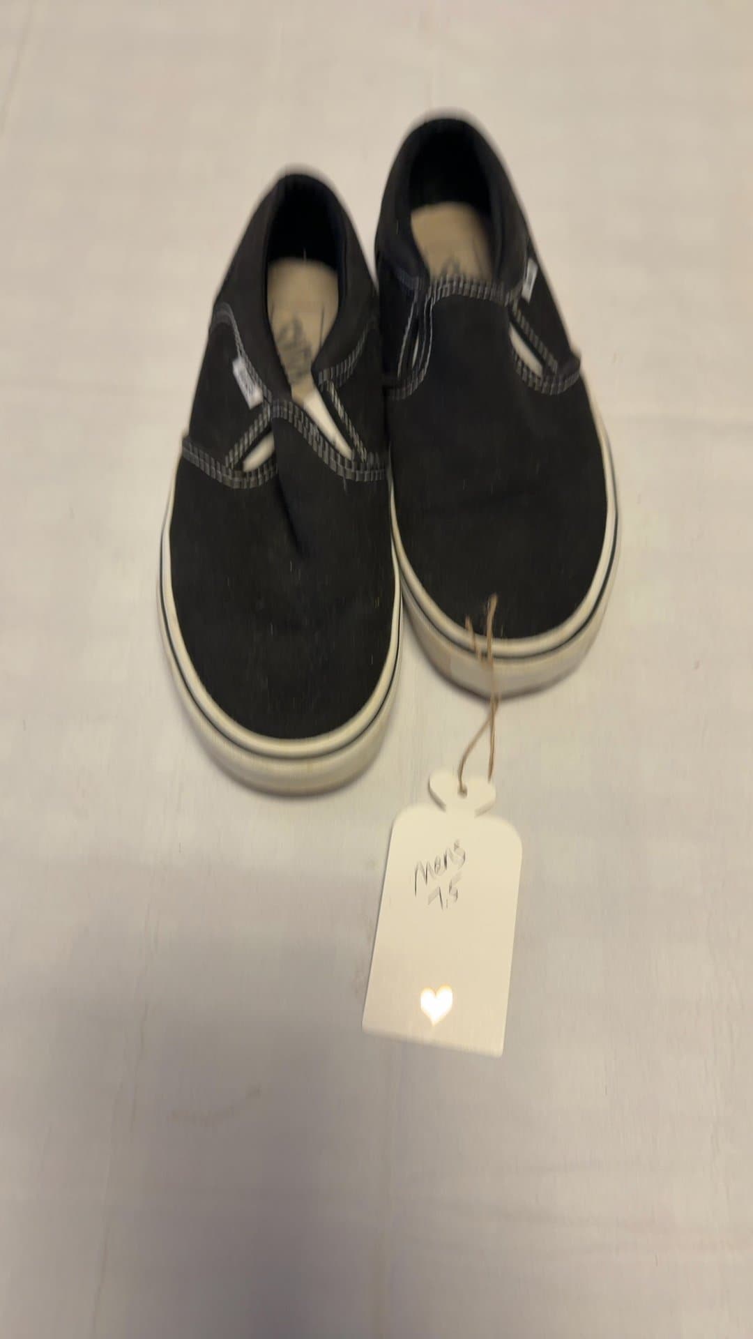 Black Slip-On Canvas Shoes Men's size 7.5 - Image 1