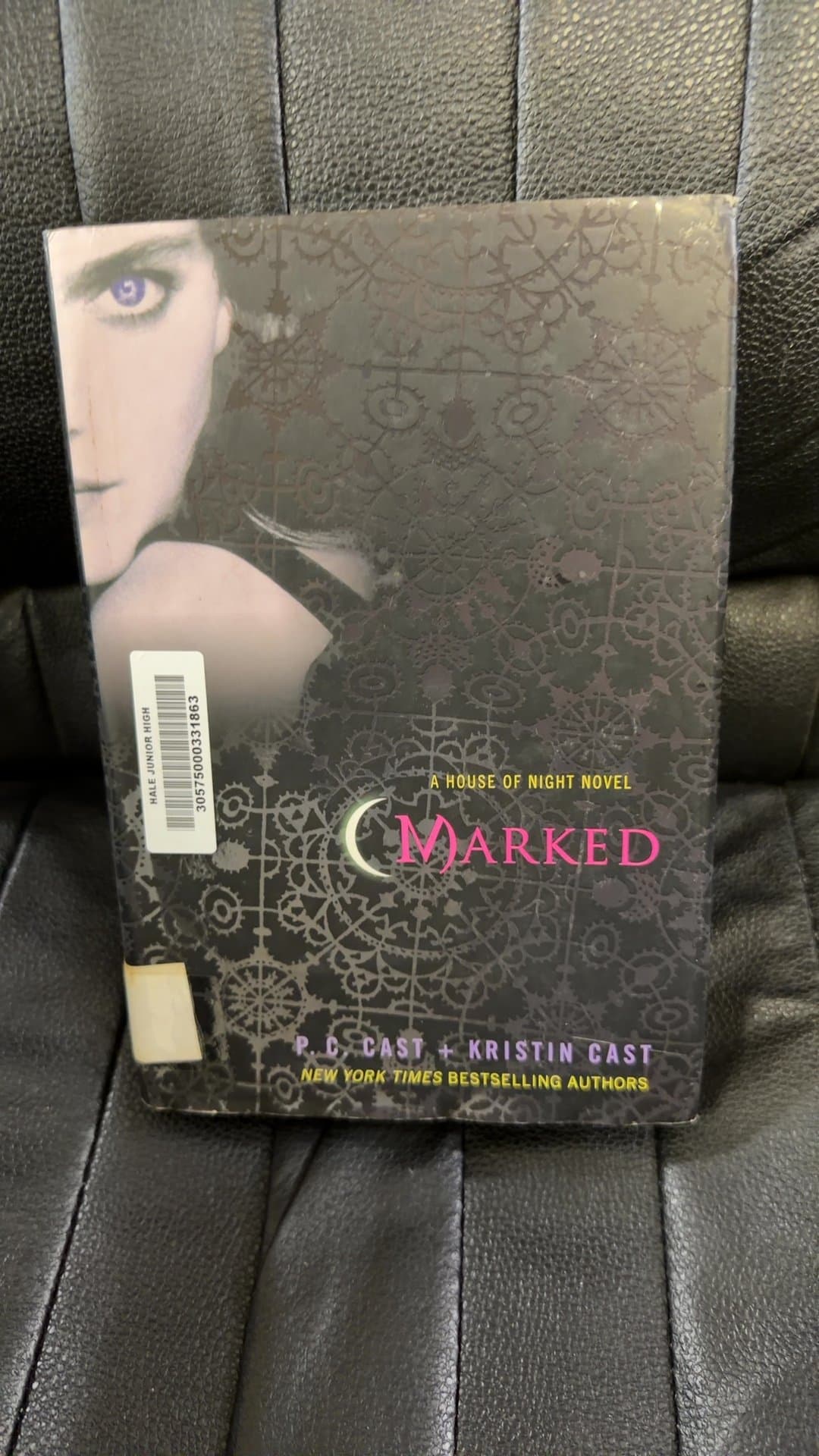 Marked: A House of Night Novel by P.C. Cast and Kristin Cast - Image 1