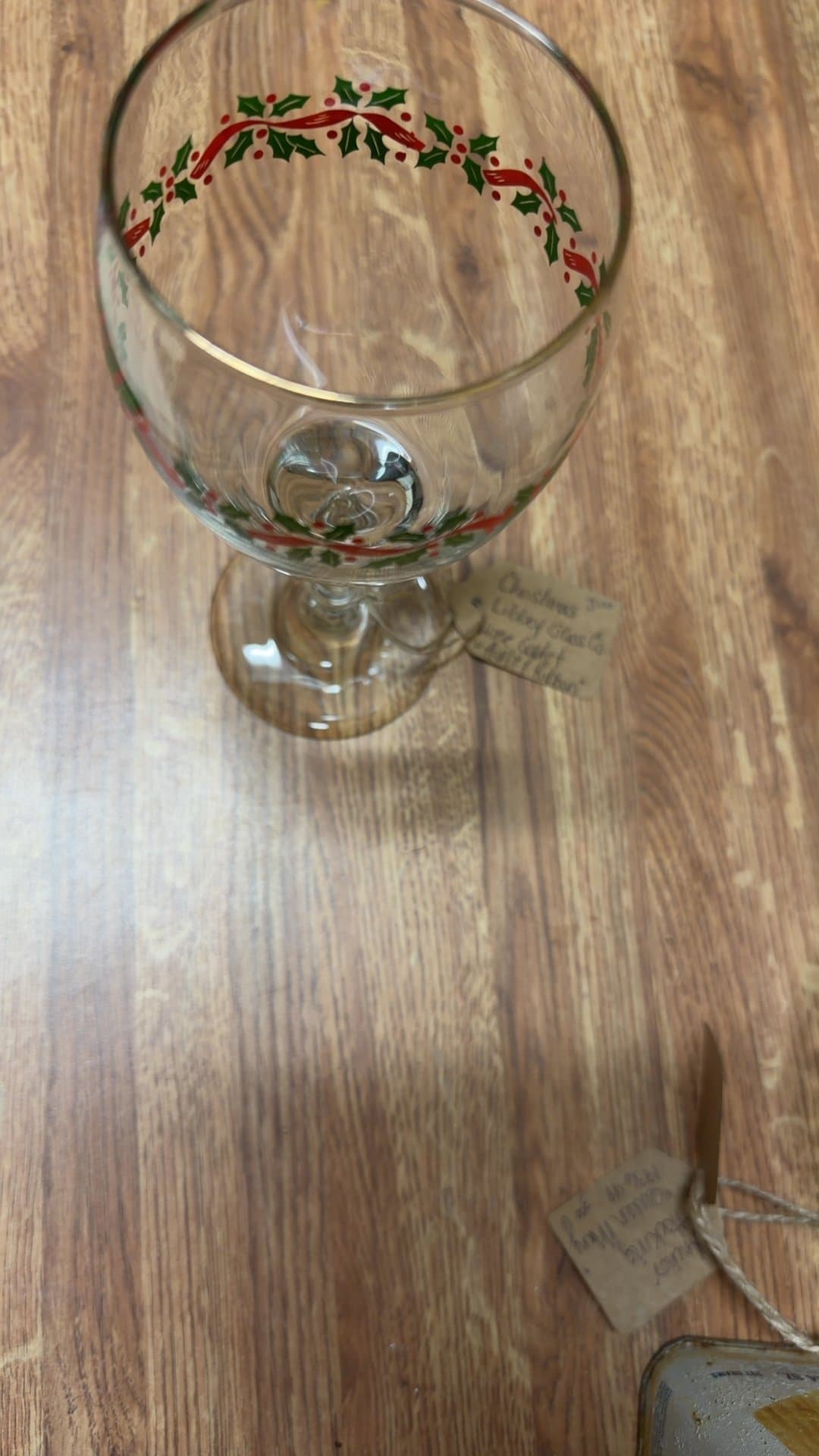 Libbey Glass Co. Christmas Wine Goblet 'Holly & Ribbon' - Image 1