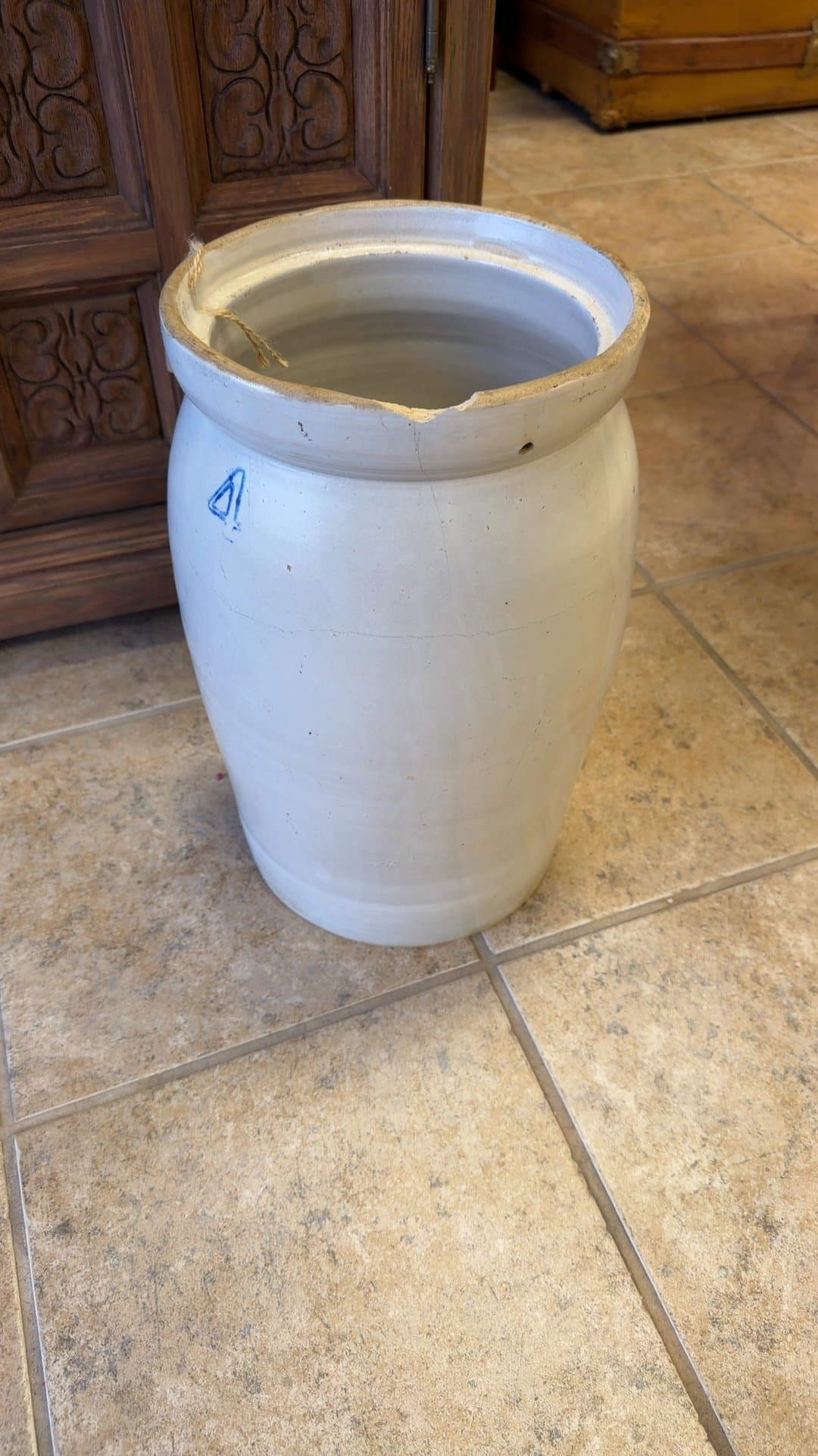 4-Gallon Stoneware Butter Churn - Image 1