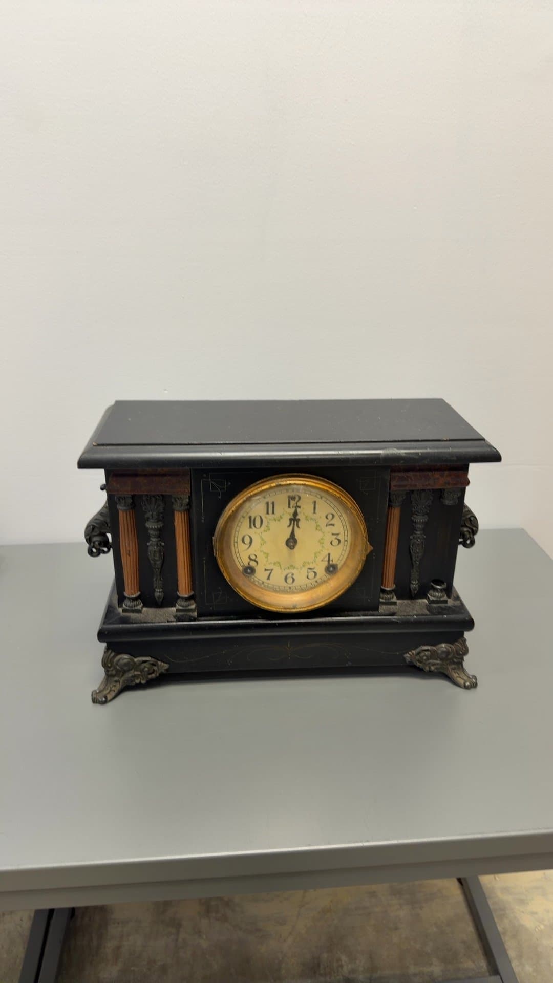 Antique Sessions Black Mantel Clock - Image 1
