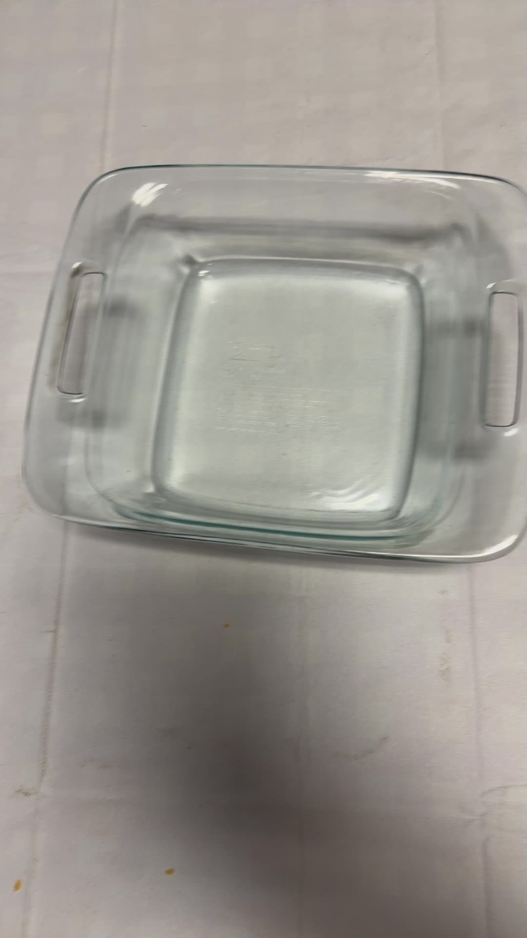 Pyrex Square Glass Baking Dish 2 QT (8X8) - Image 1