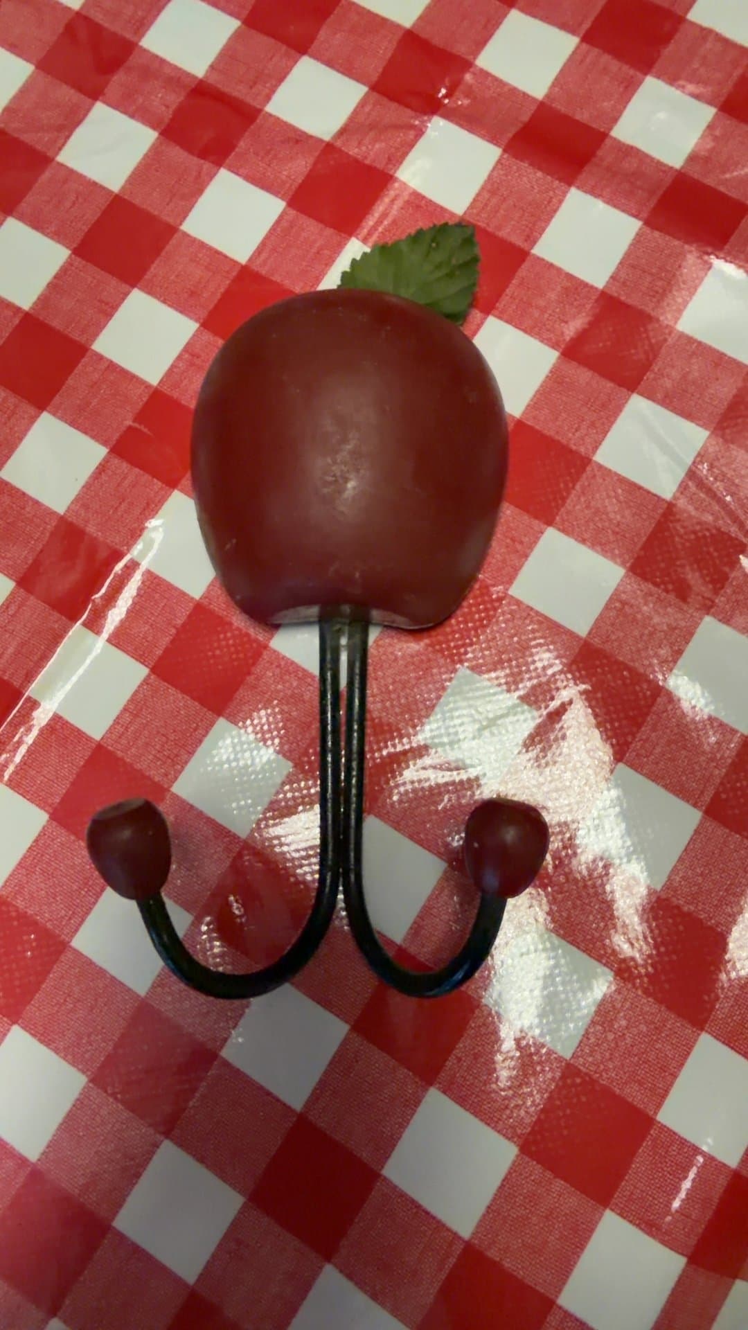 Apple-Shaped Wall Hook - Image 1