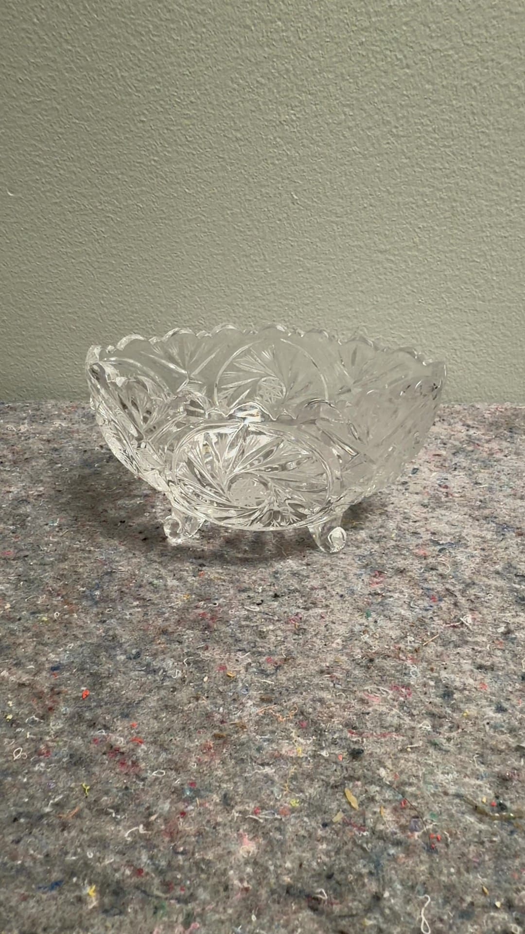 Vintage Cut Glass Footed Bowl - Image 1