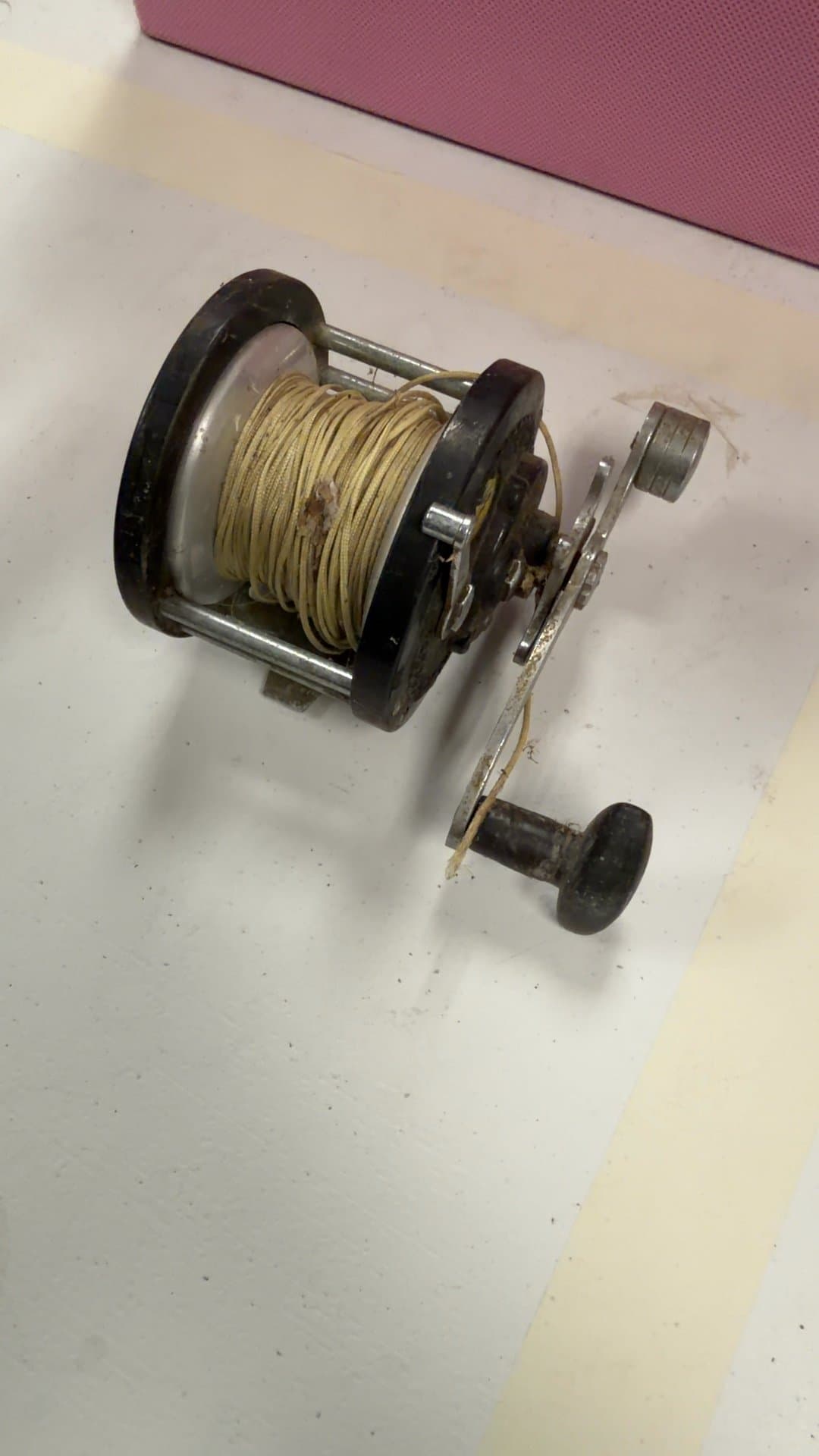 Vintage Fishing Reel - Image 1