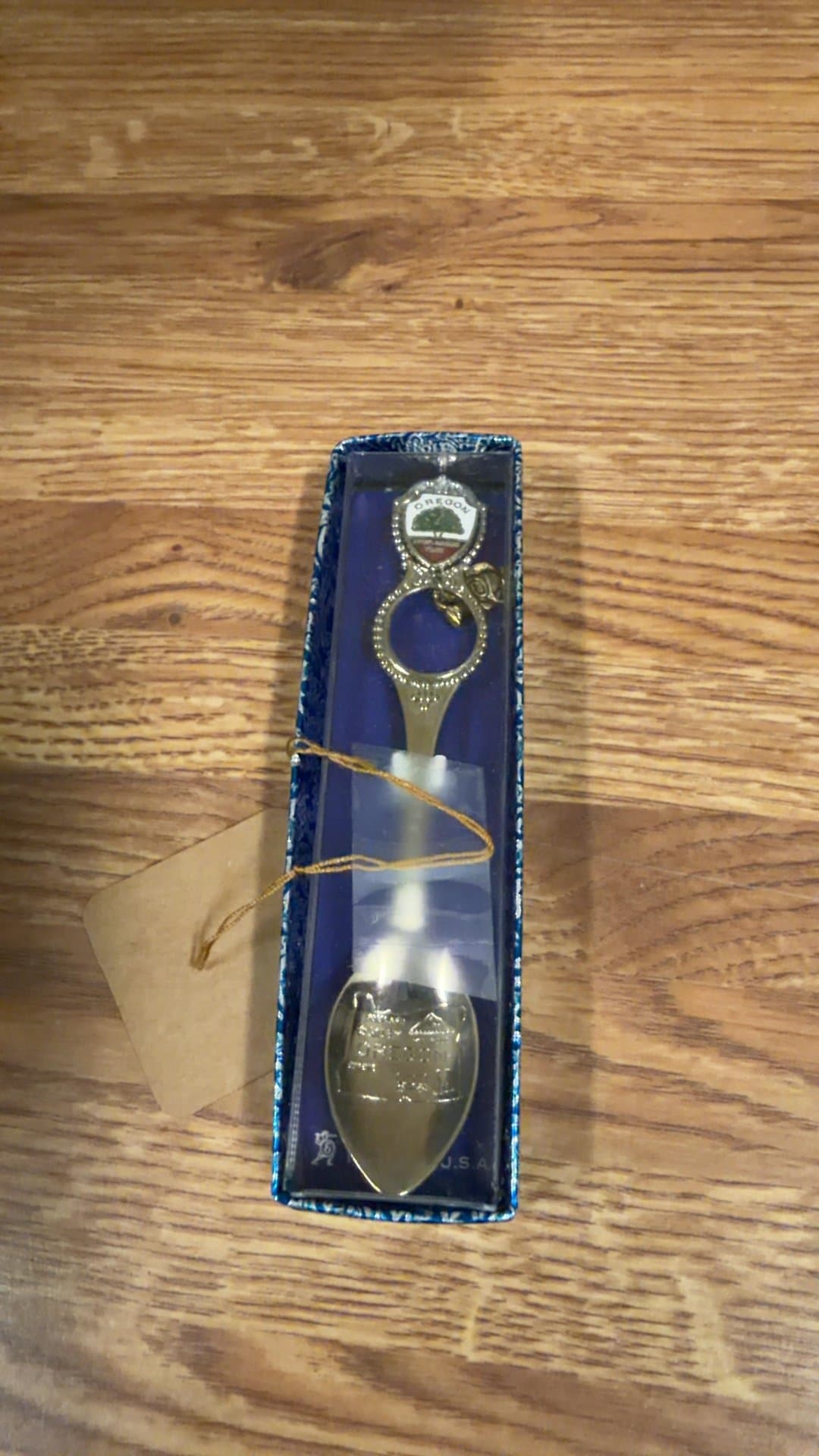 Oregon Souvenir Collector Spoon - Image 1