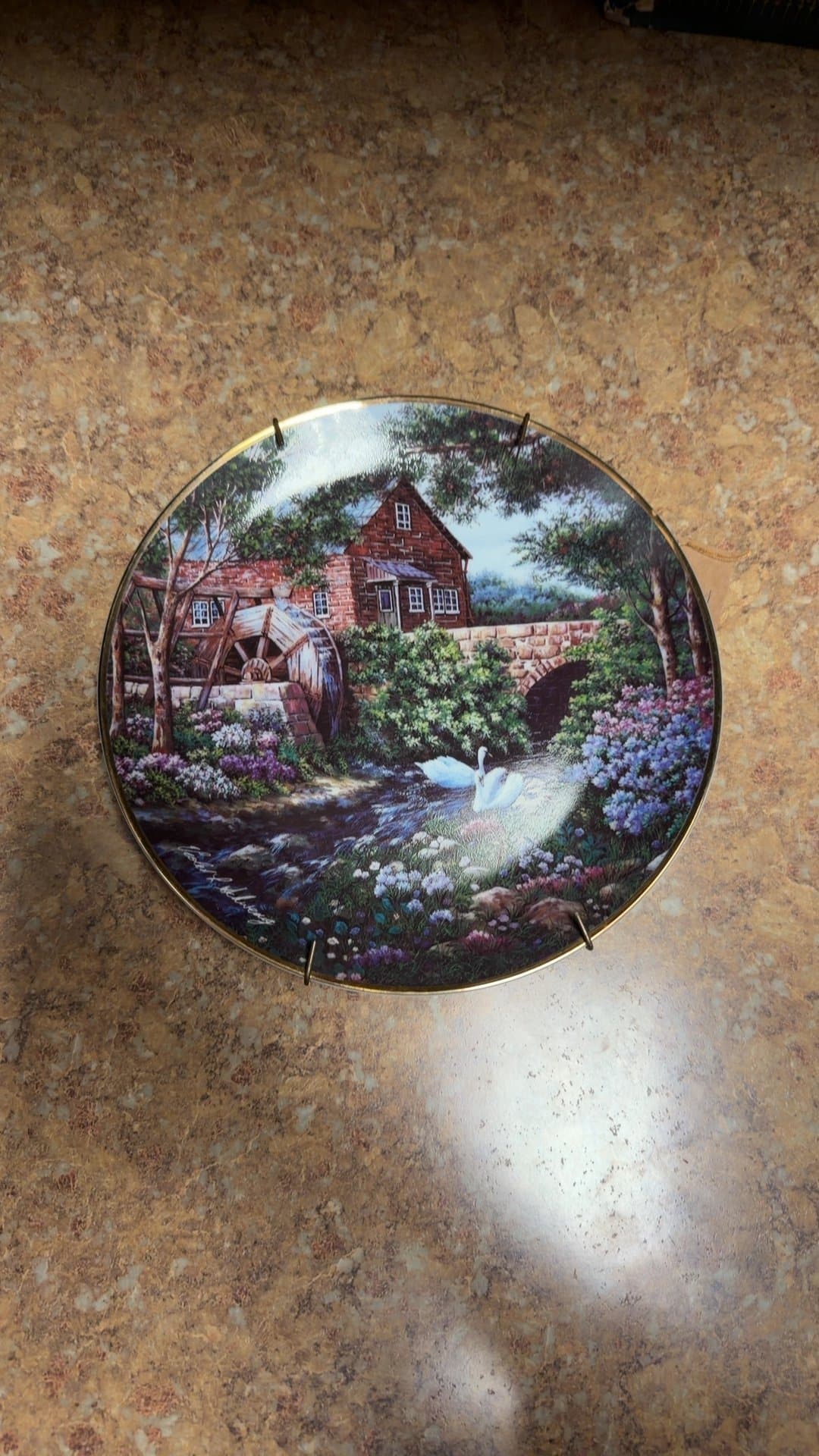 Franklin Mint 'Olde Mill Cottage' Decorative Plate - Image 1
