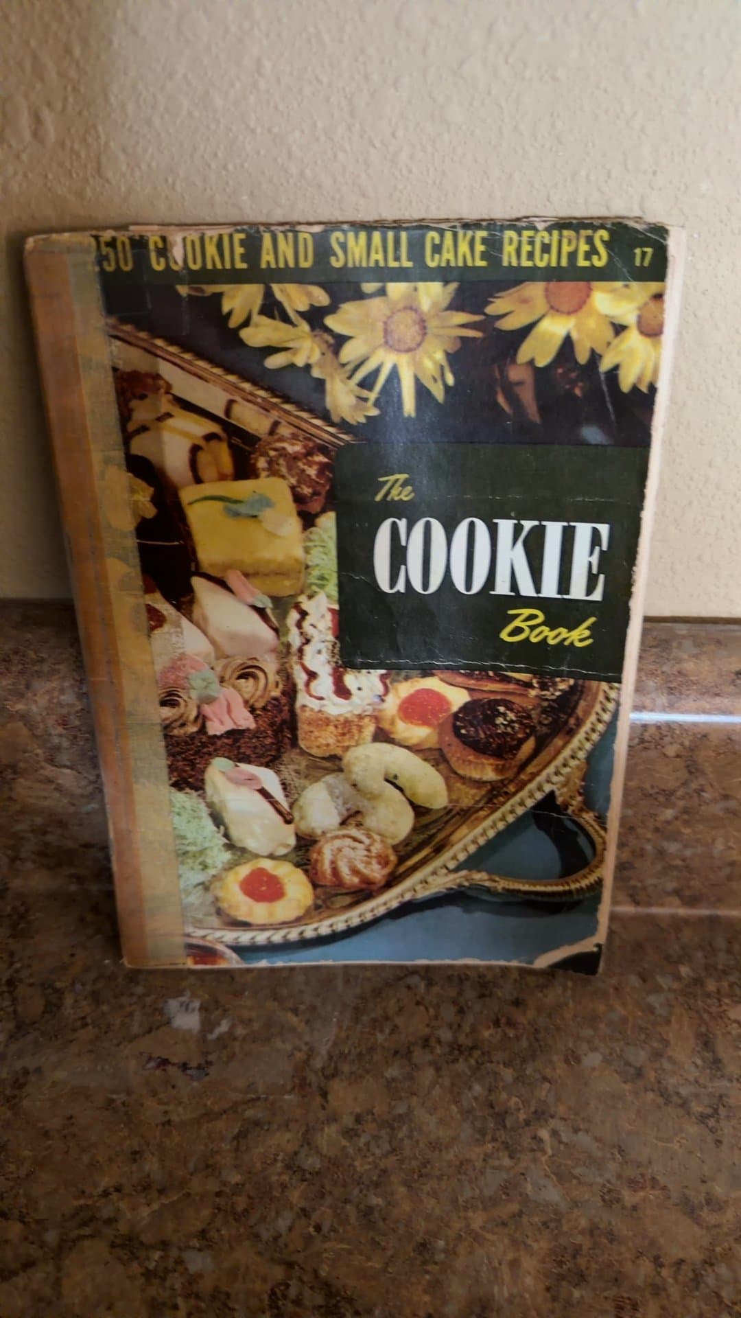 The Cookie Book - 50 Cookie and Small Cake Recipes - Image 1